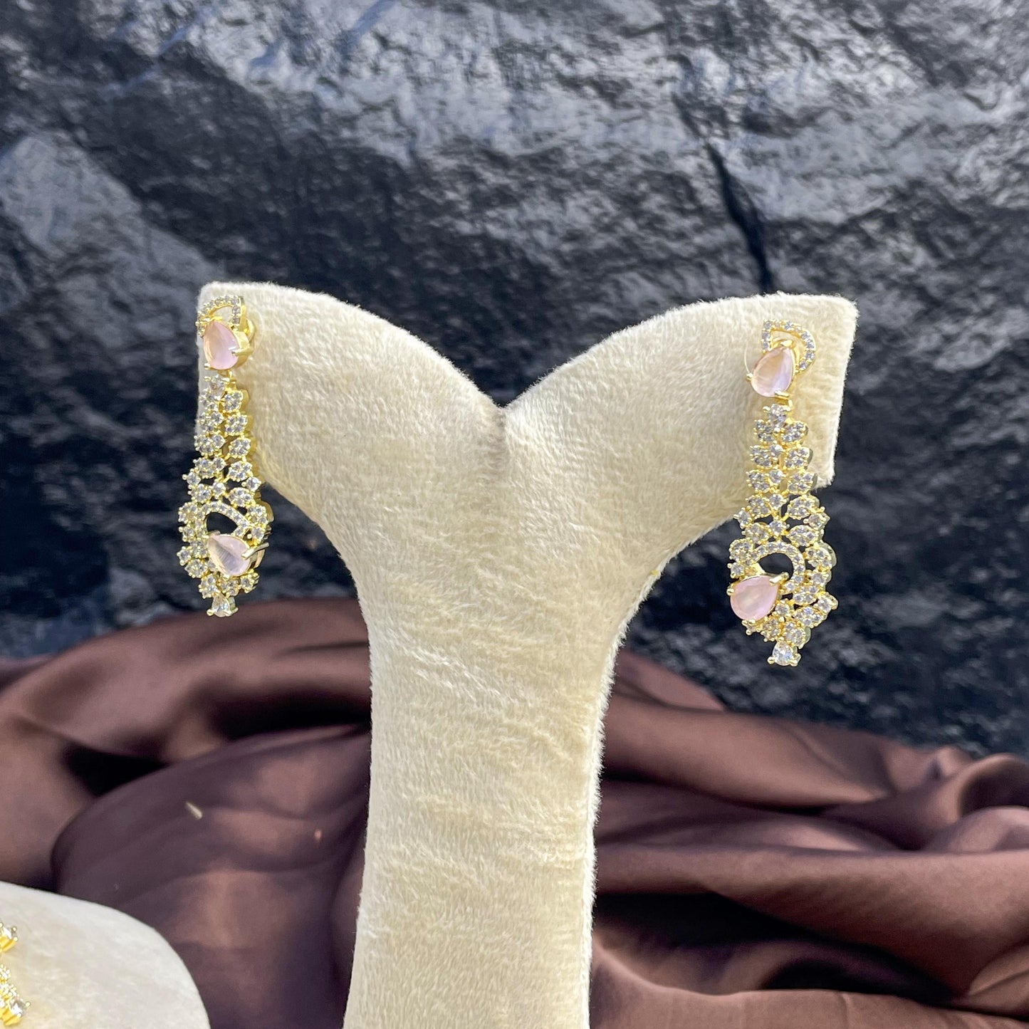 Gilded Petal Zircon NECKLACE SET