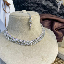 Argent Scroll Zircon NECKLACE SET