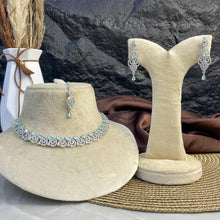 Argent Scroll Zircon NECKLACE SET