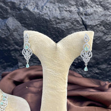 Argent Scroll Zircon NECKLACE SET