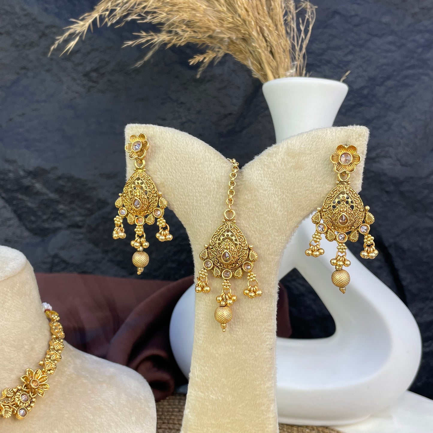 RAJWARI MANDALA HERITAGE NECKLACE SET