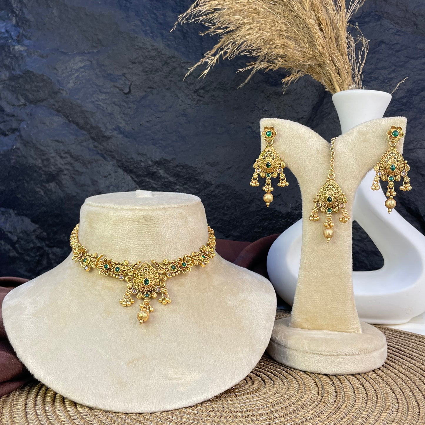 RAJWARI MANDALA HERITAGE NECKLACE SET