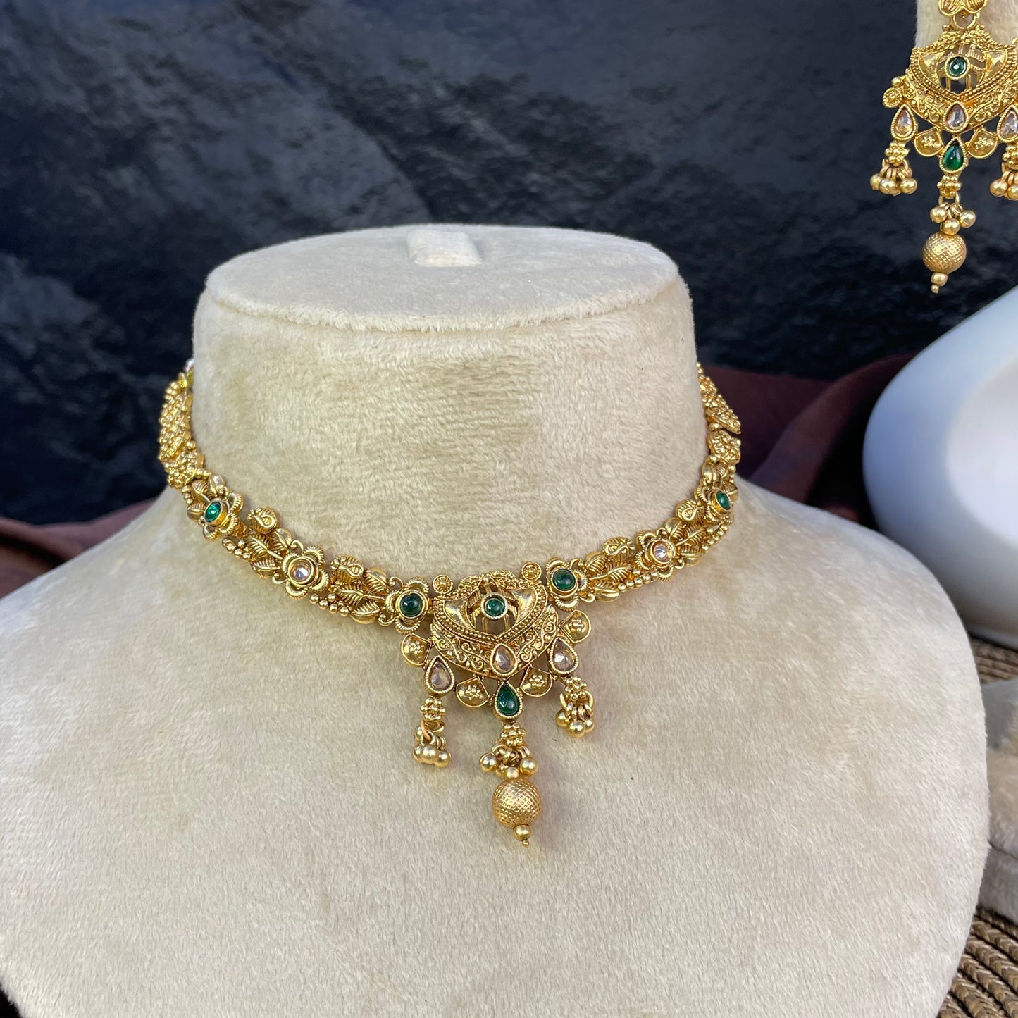 RAJWARI MEHRAAB BLOSSOM NECKLACE SET