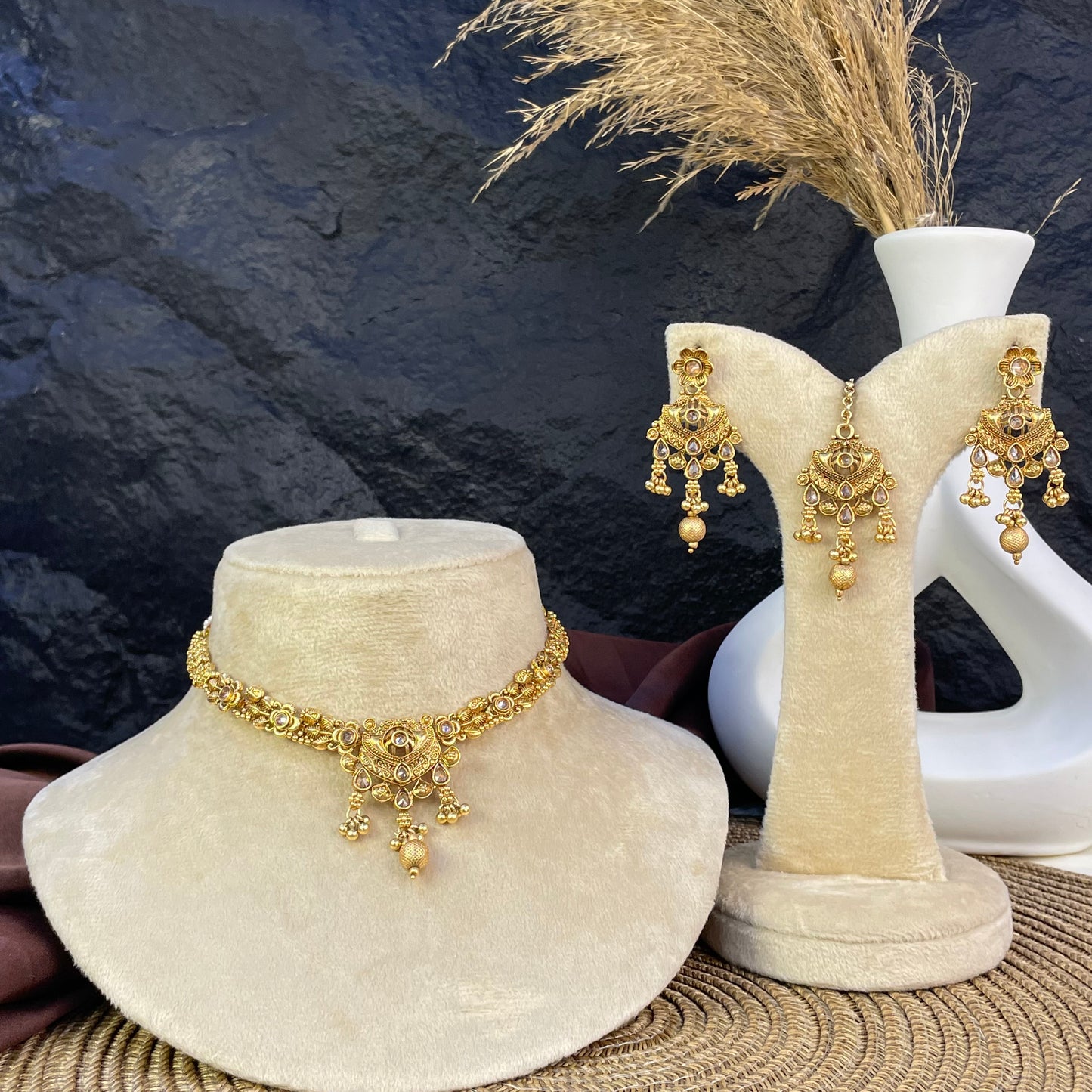 RAJWARI MEHRAAB BLOSSOM NECKLACE SET