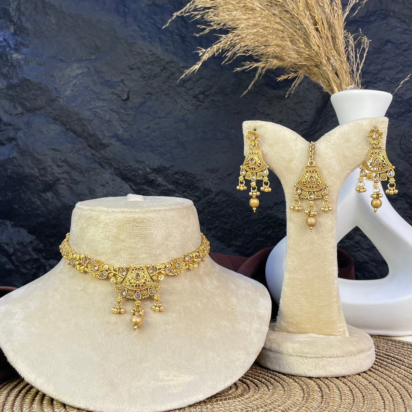 RAJWARI GEOMETRIC FILIGREE NECKLACE SET