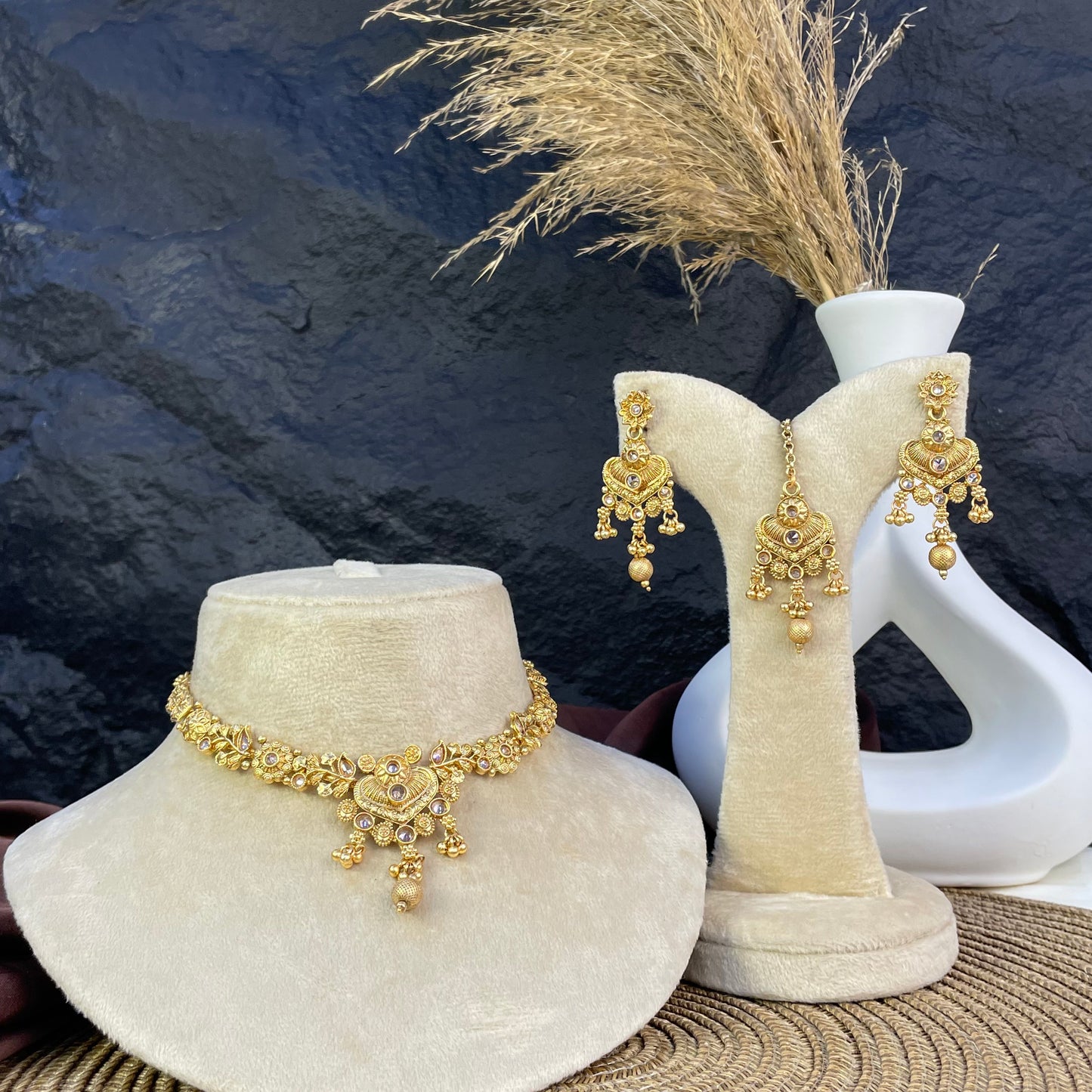 RAJWARI ROMANTIC HEART NECKLACE SET