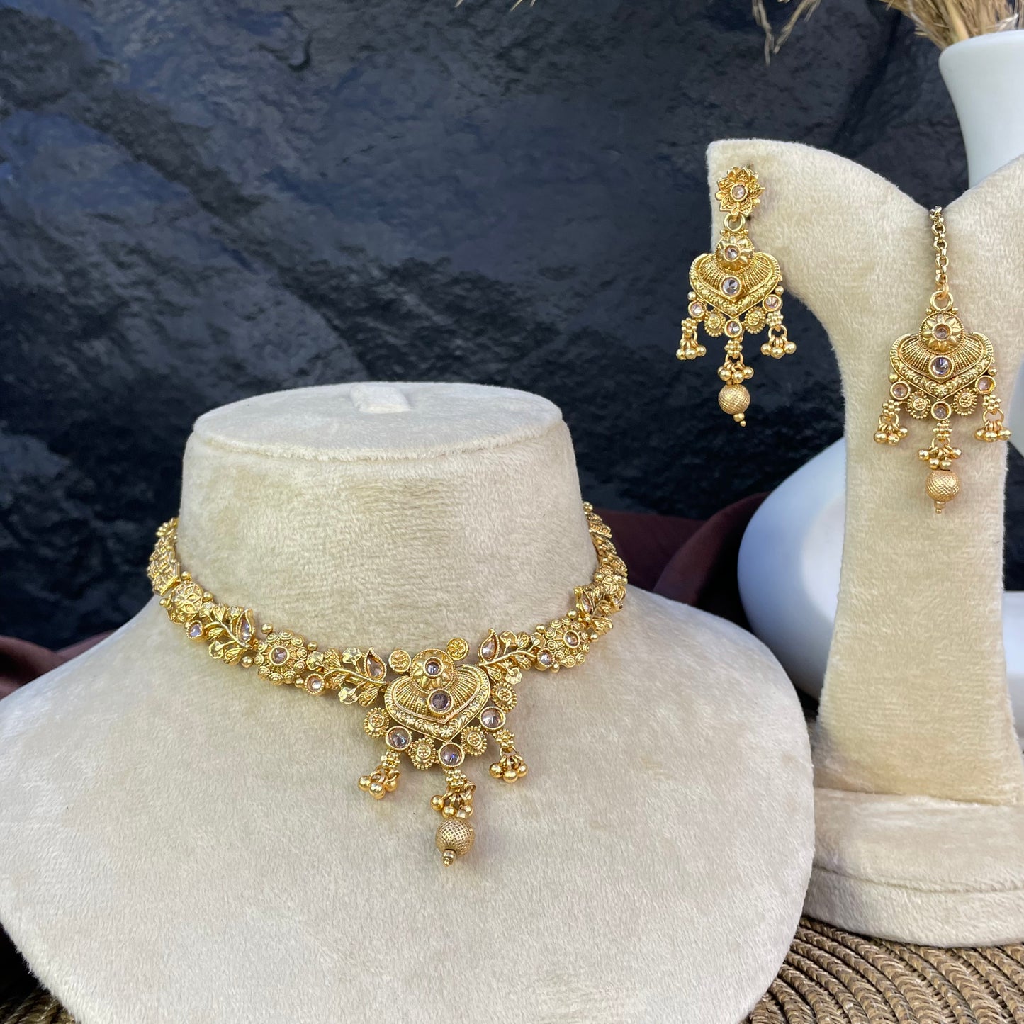 RAJWARI ROMANTIC HEART NECKLACE SET