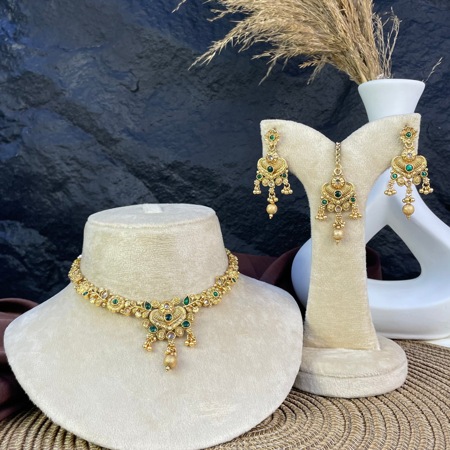 RAJWARI ROMANTIC HEART NECKLACE SET