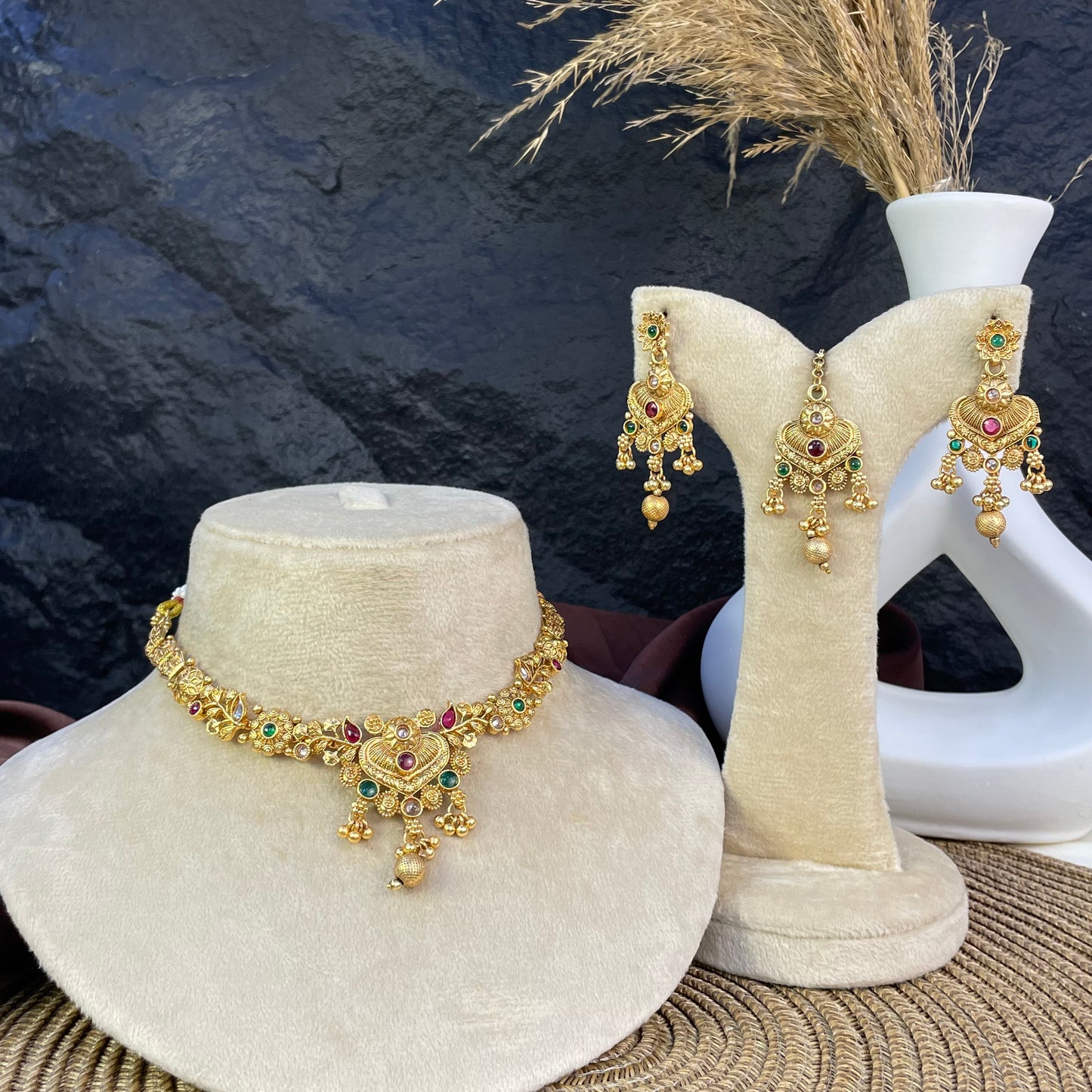 RAJWARI ROMANTIC HEART NECKLACE SET