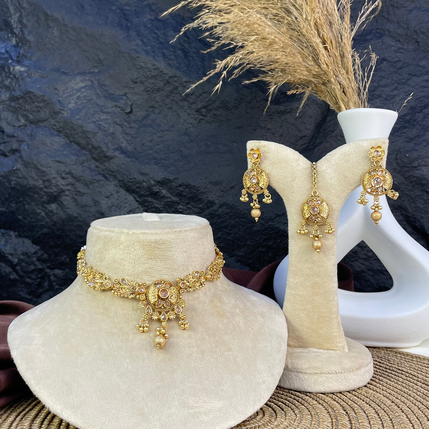 RAJWARI ANCIENT MANDALA NECKLACE SET