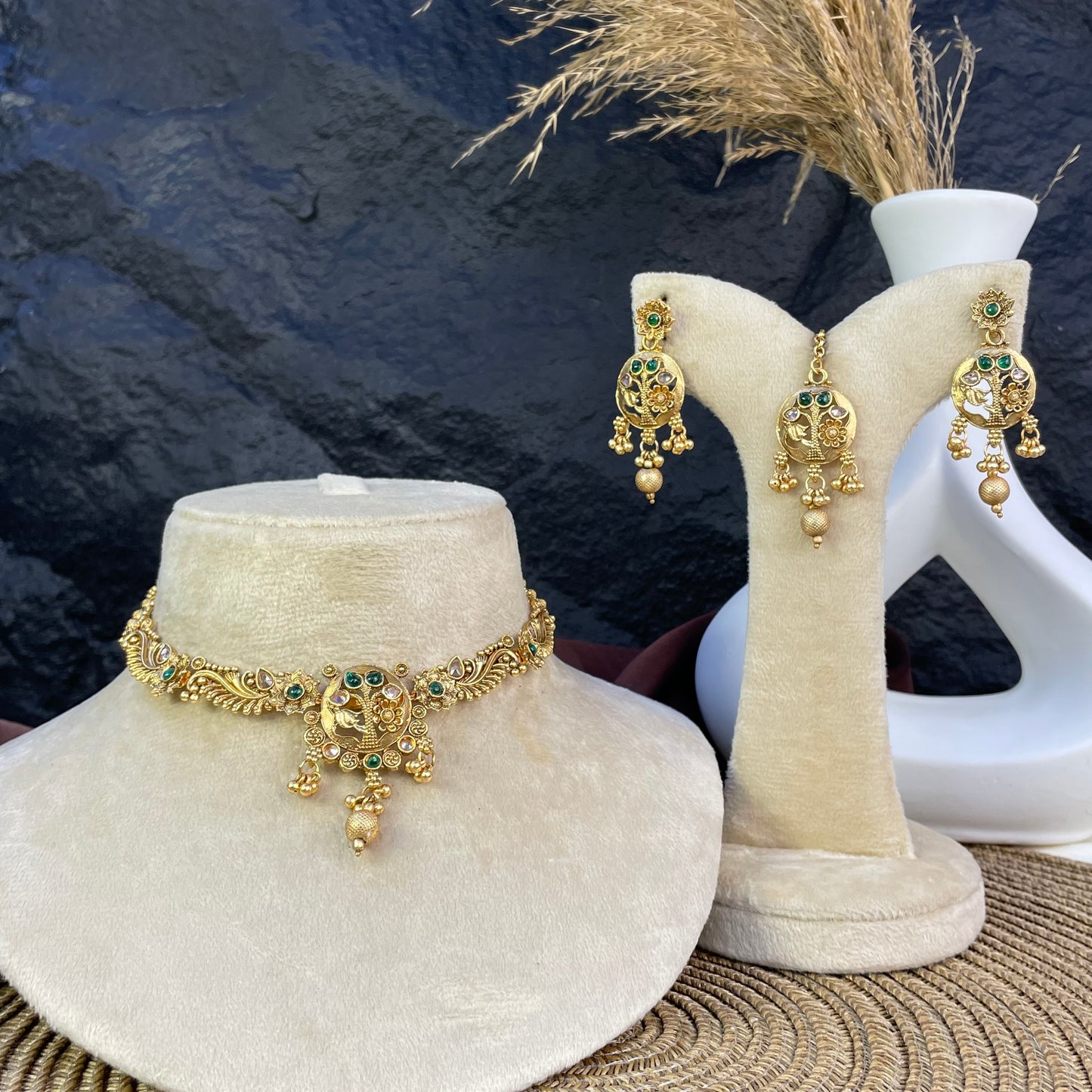 RAJWARI ARBOREAL HERITAGE NECKLACE SET
