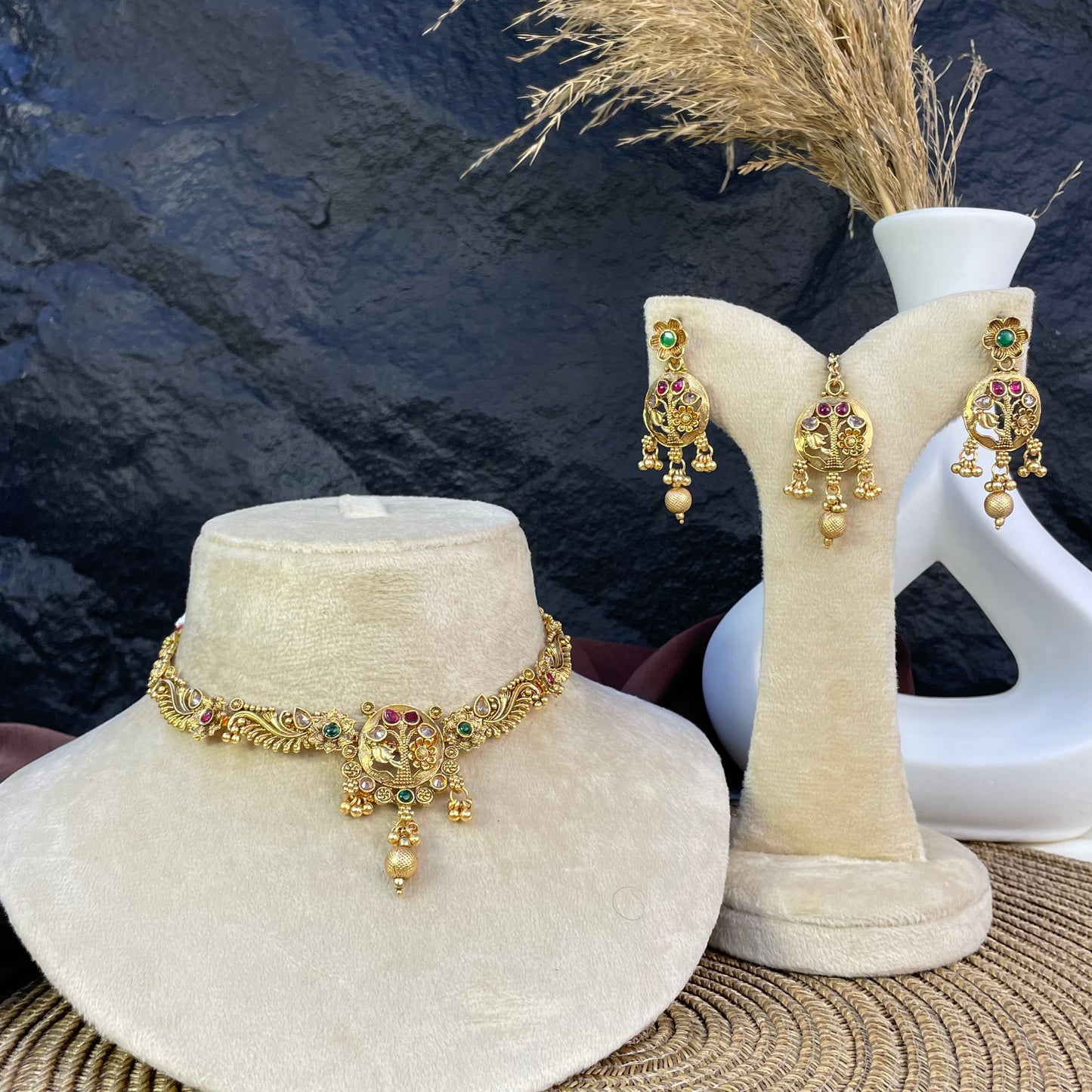 RAJWARI ARBOREAL HERITAGE NECKLACE SET