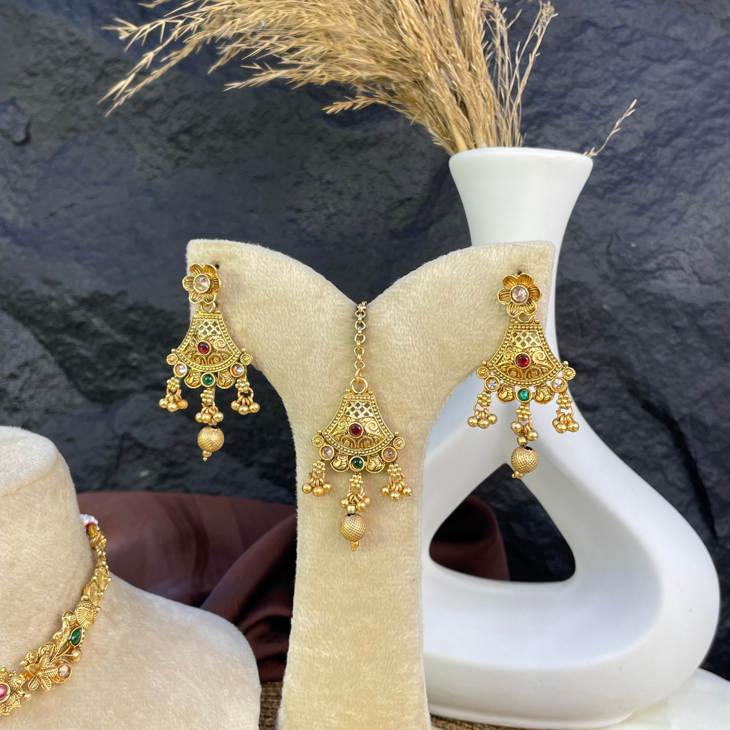 RAJWARI ARCHITECTURAL FILIGREE NECKLACE SET