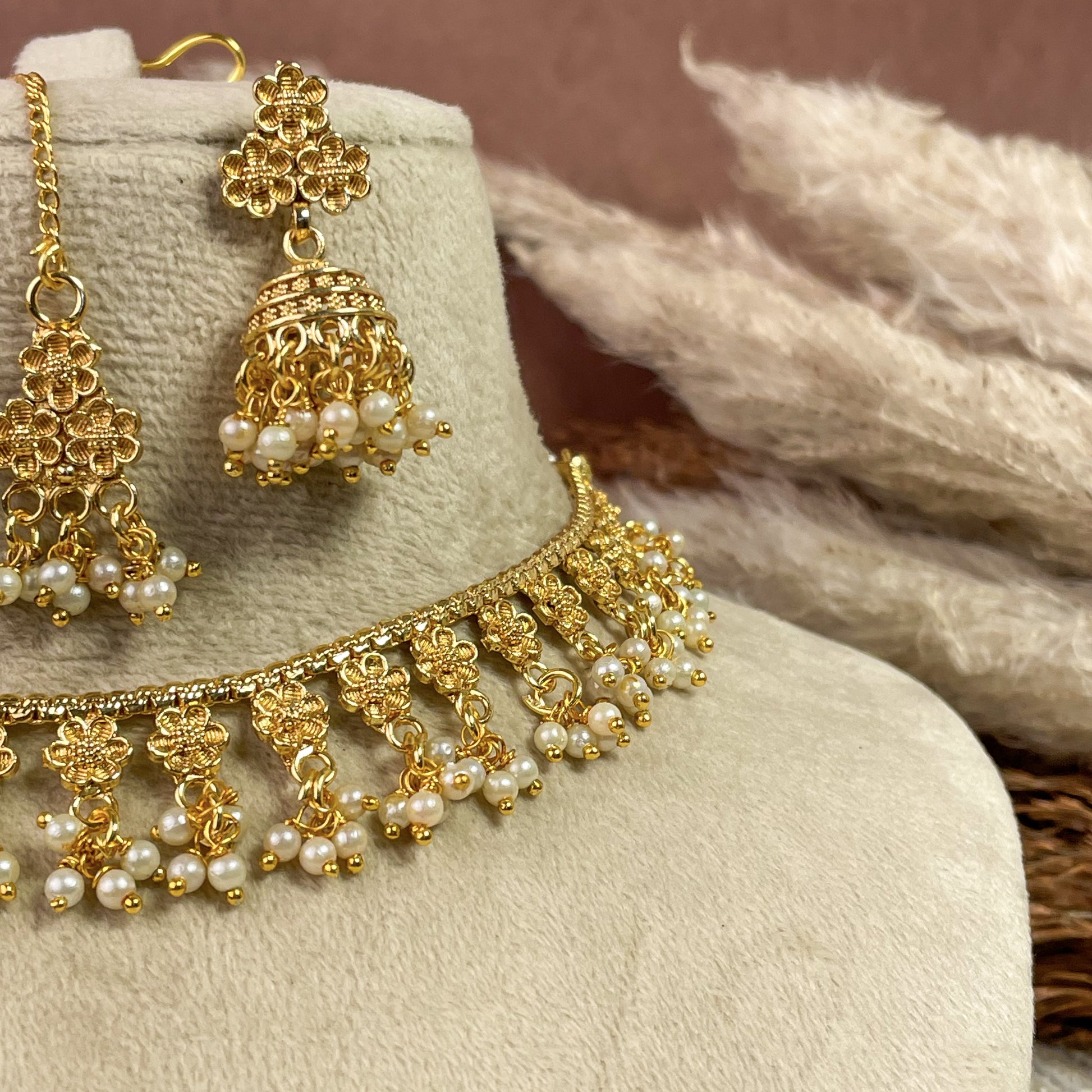 Shining Mogra Copper Necklace Set