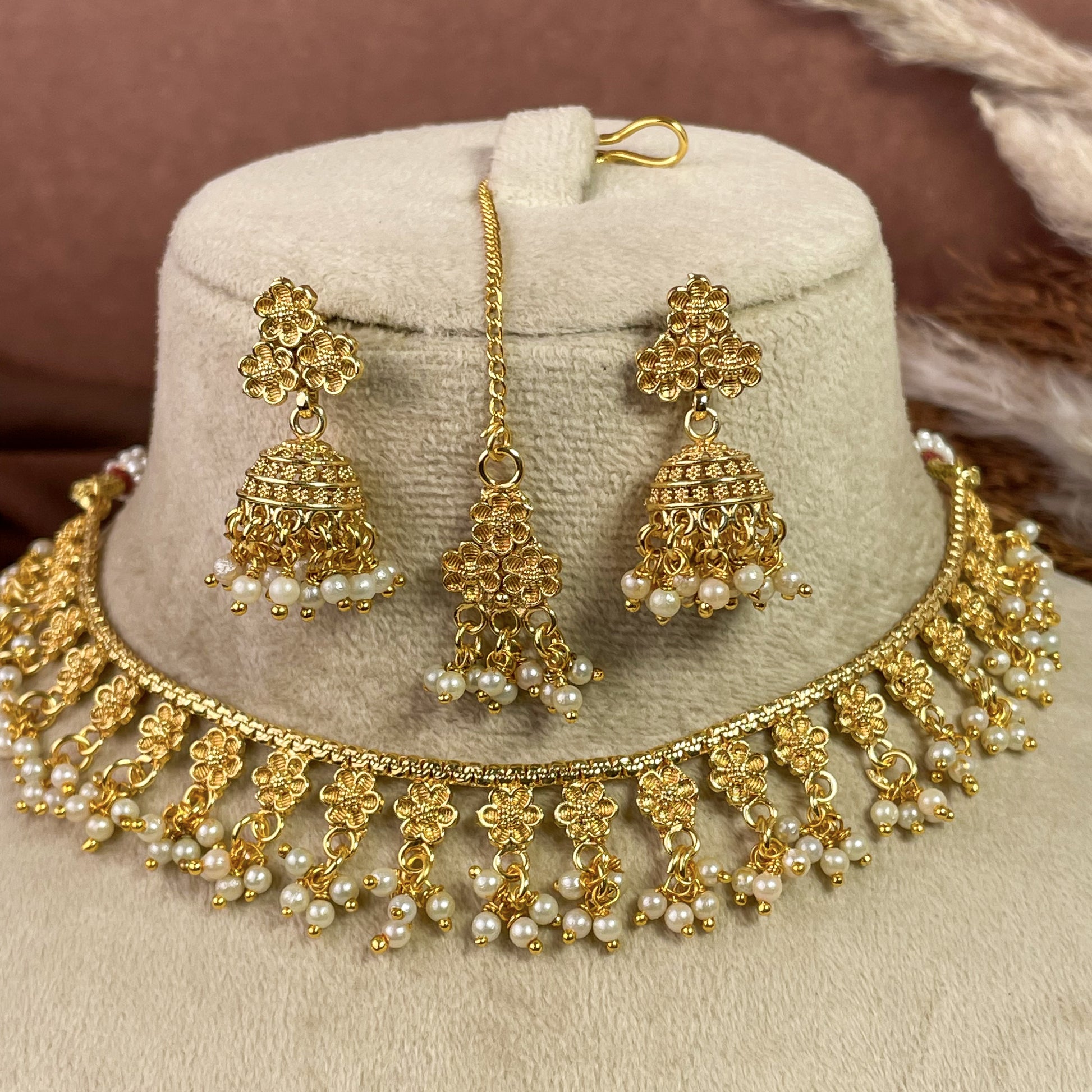 Shining Mogra Copper Necklace Set