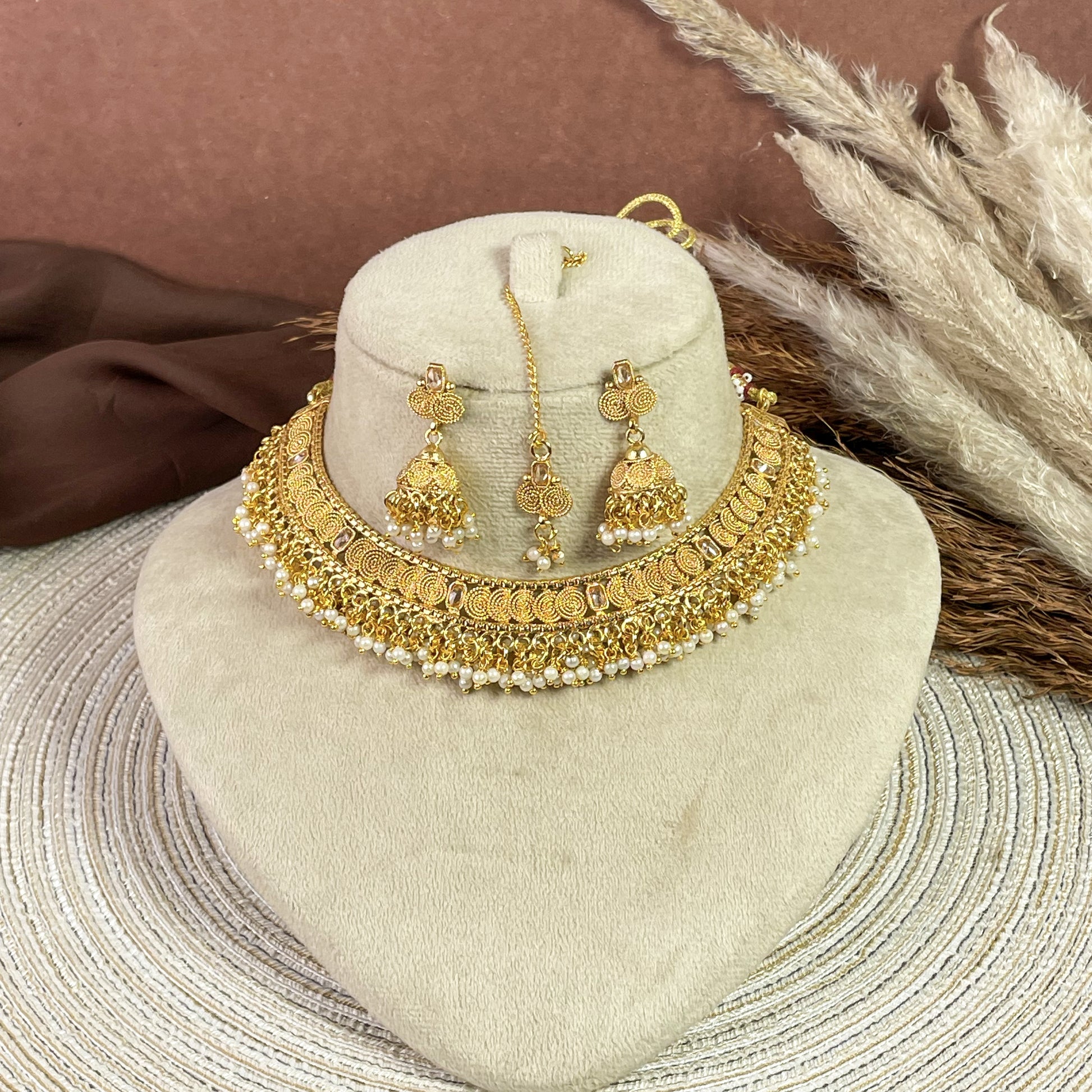 Ethnic Glow Copper Necklace Set