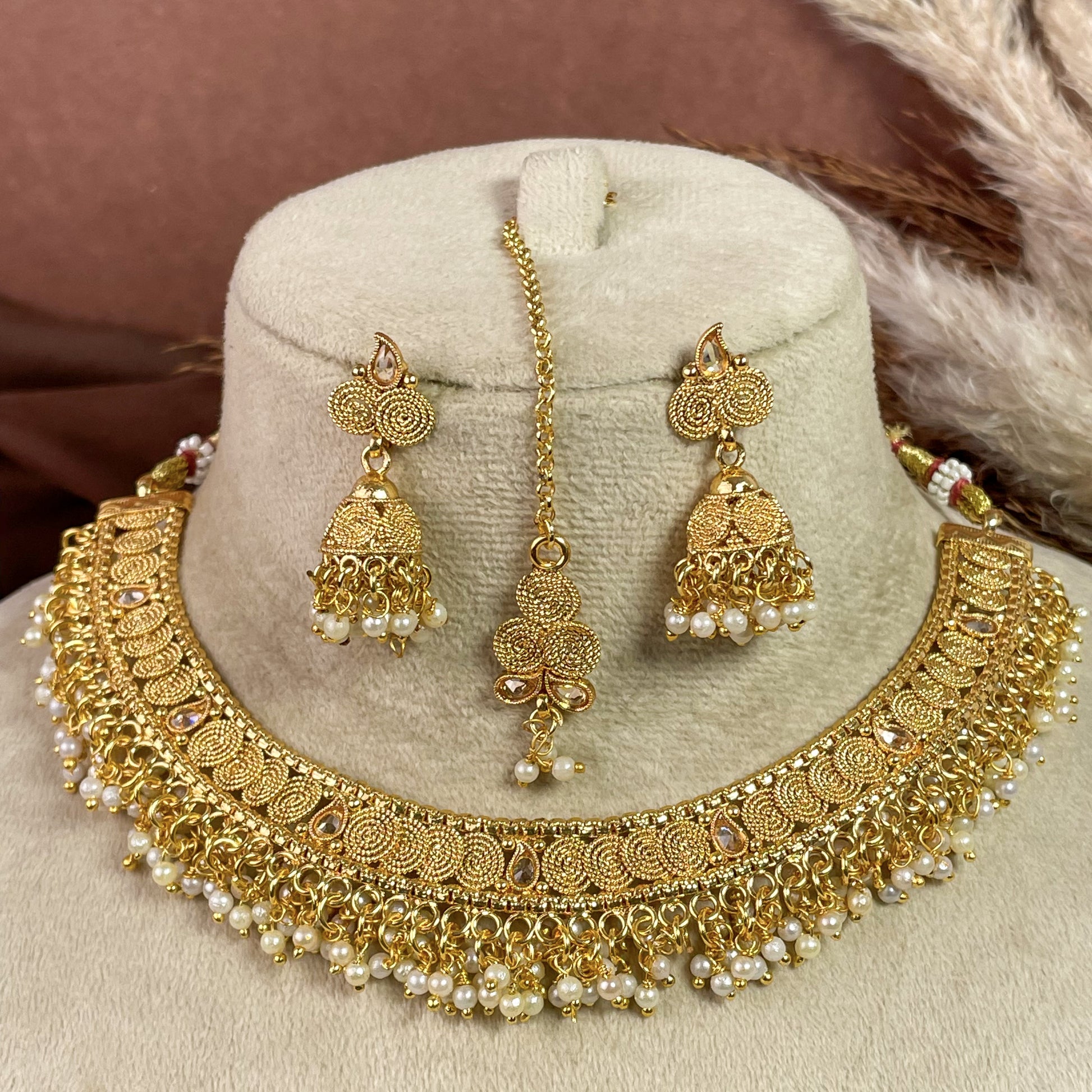 Rich Heritage Copper Necklace Set