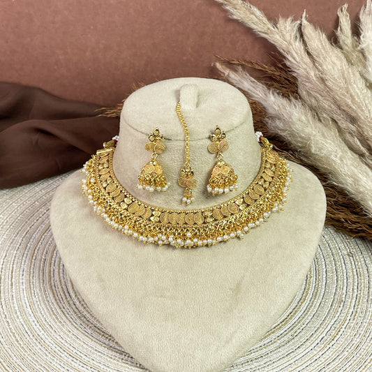 Graceful Pearl Copper Necklace Set
