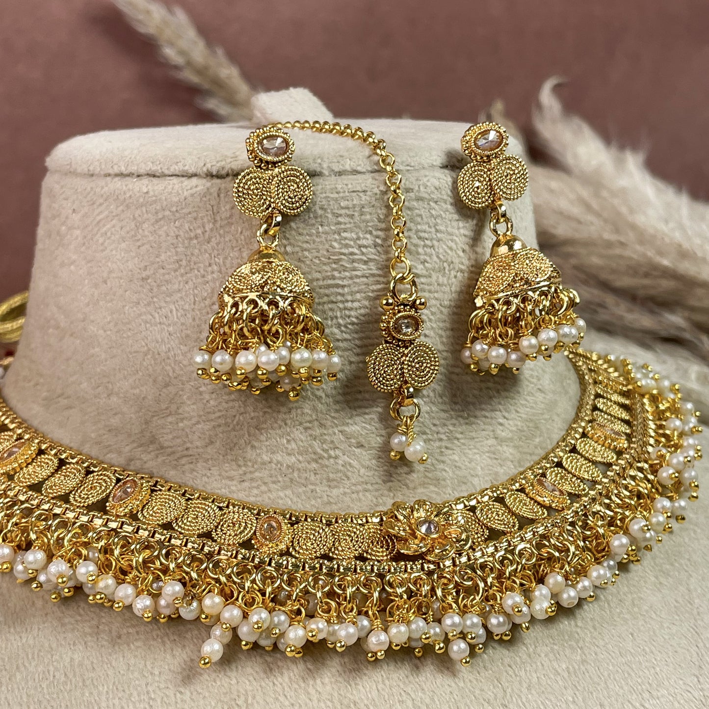 Golden Radiance Copper Necklace Set
