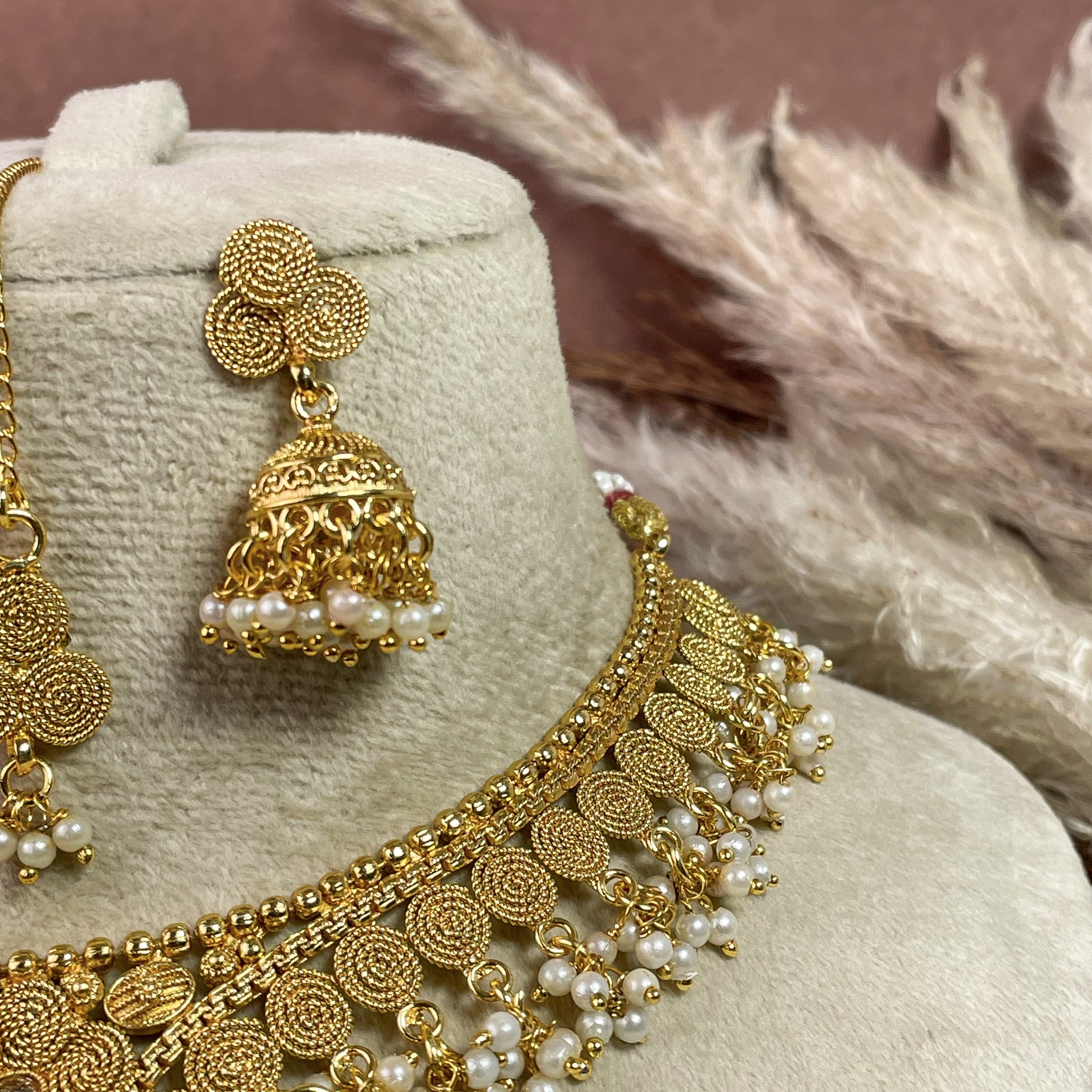 Classic Pearl Copper Necklace Set