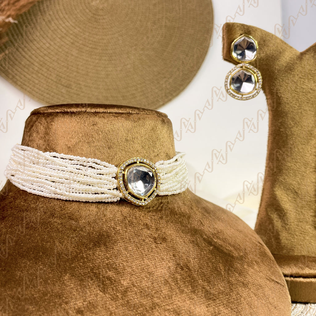 Sitara Glow Pearl Kundan Choker
