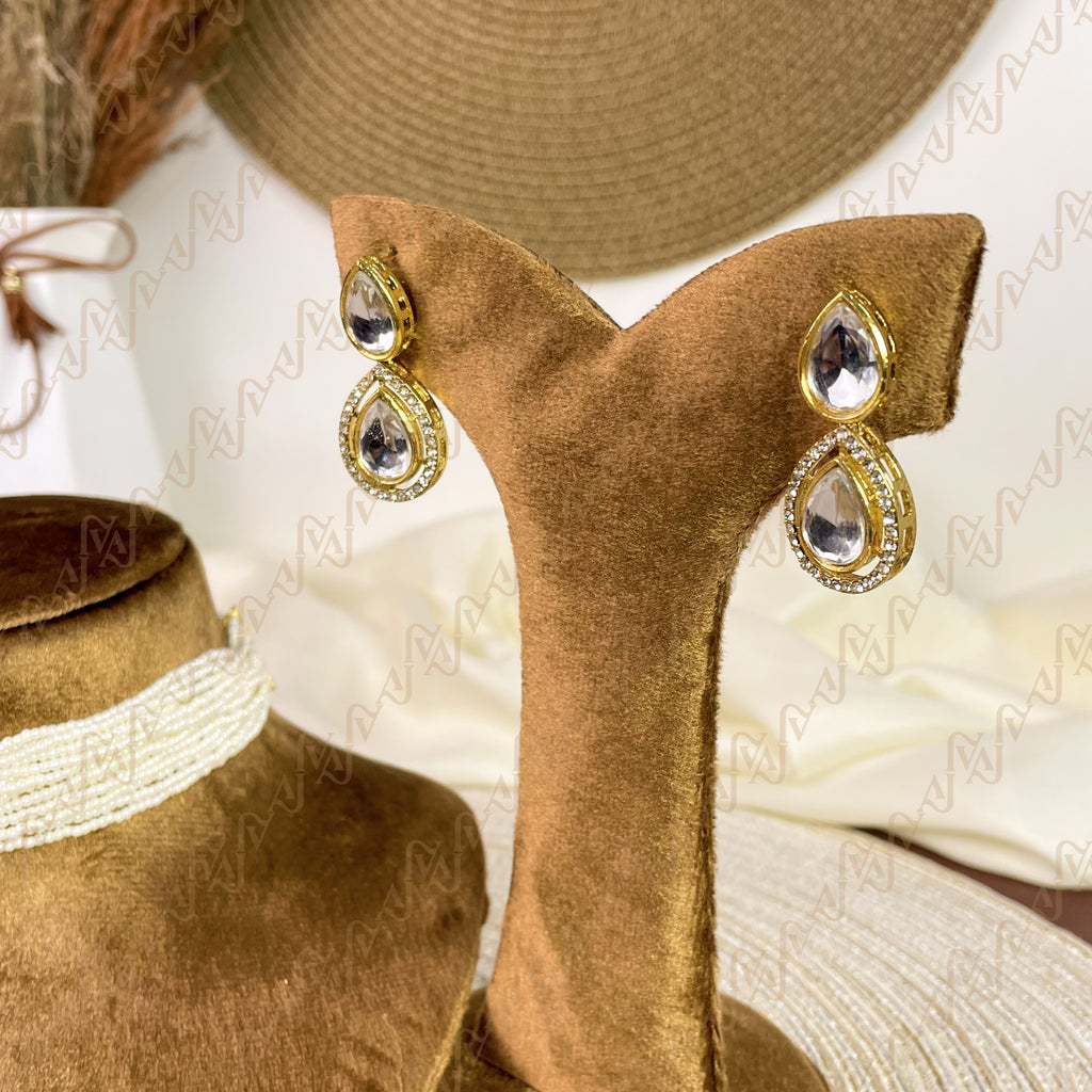 Rangrez Pearl Kundan Choker