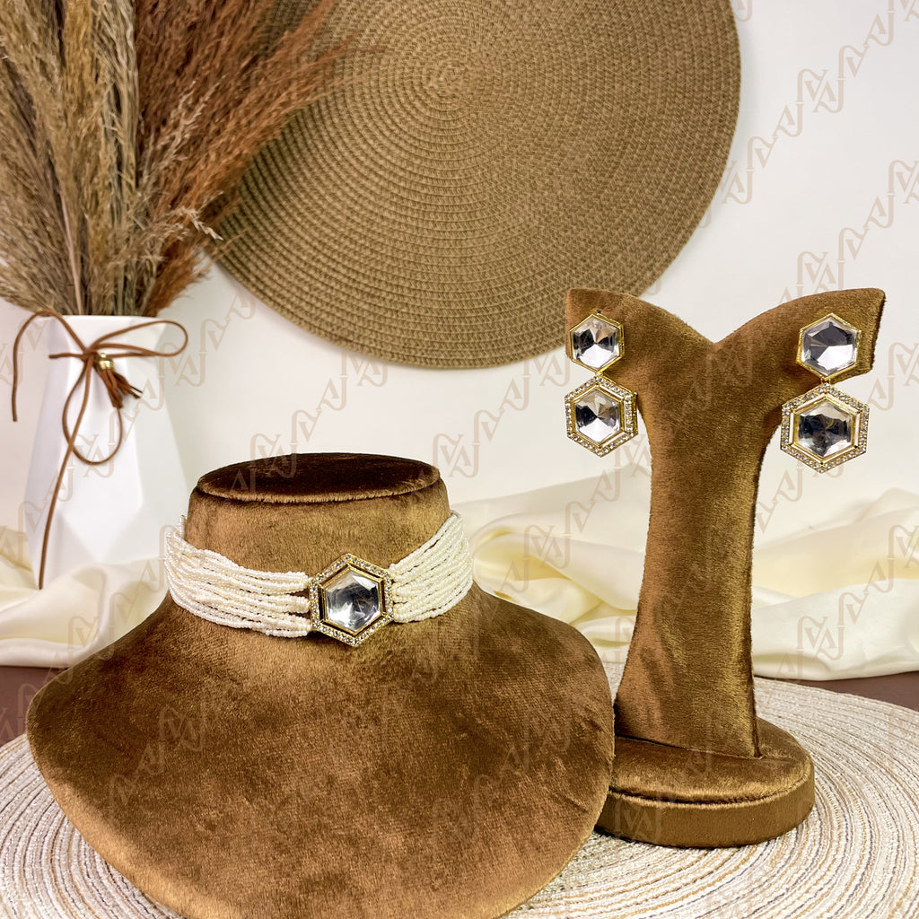 Jahan Ara Pearl Kundan Choker