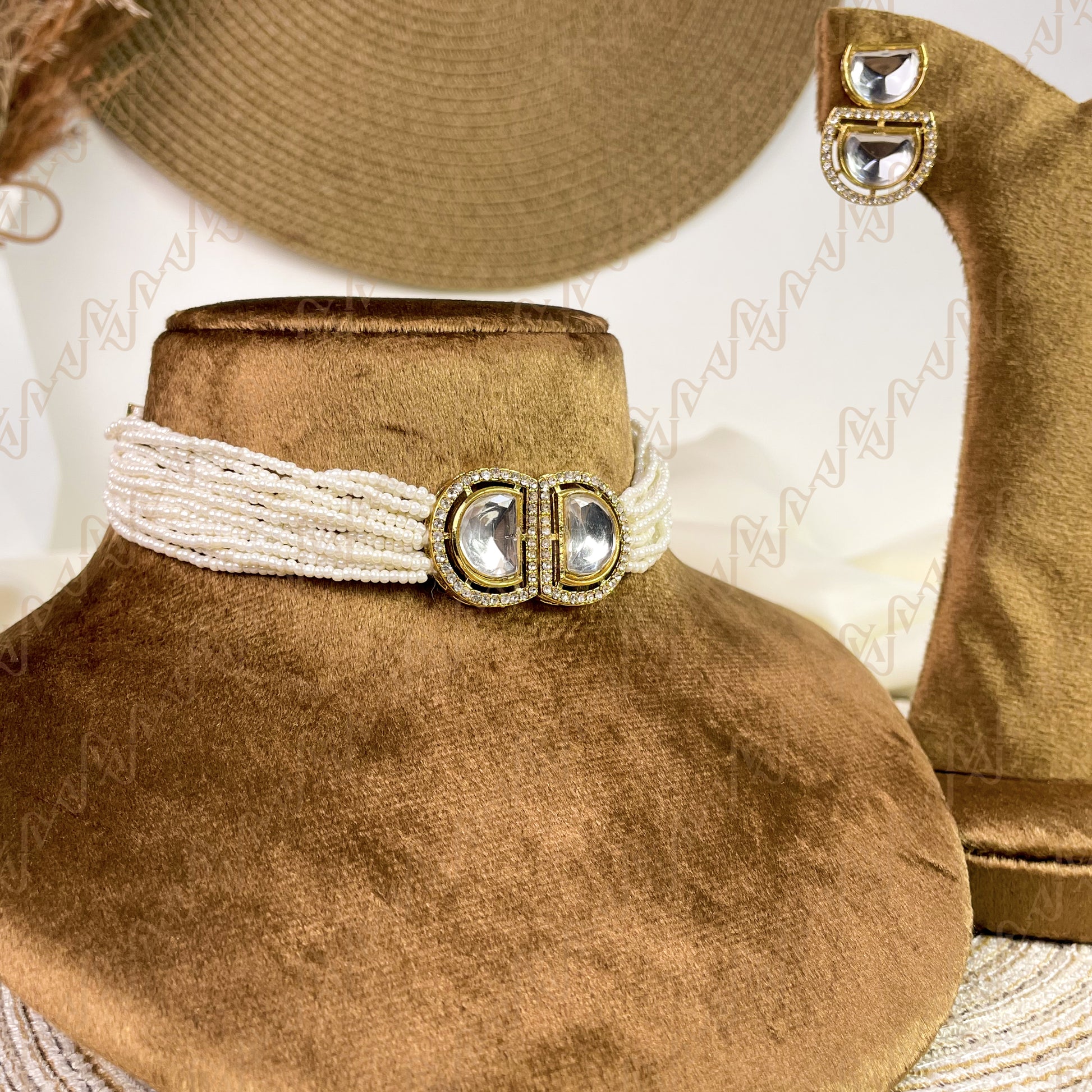 Mashaal Pearl Kundan Choker