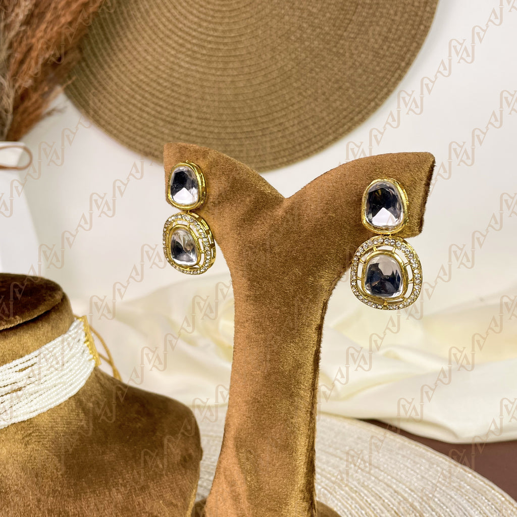 Glow Pearl Kundan Choker