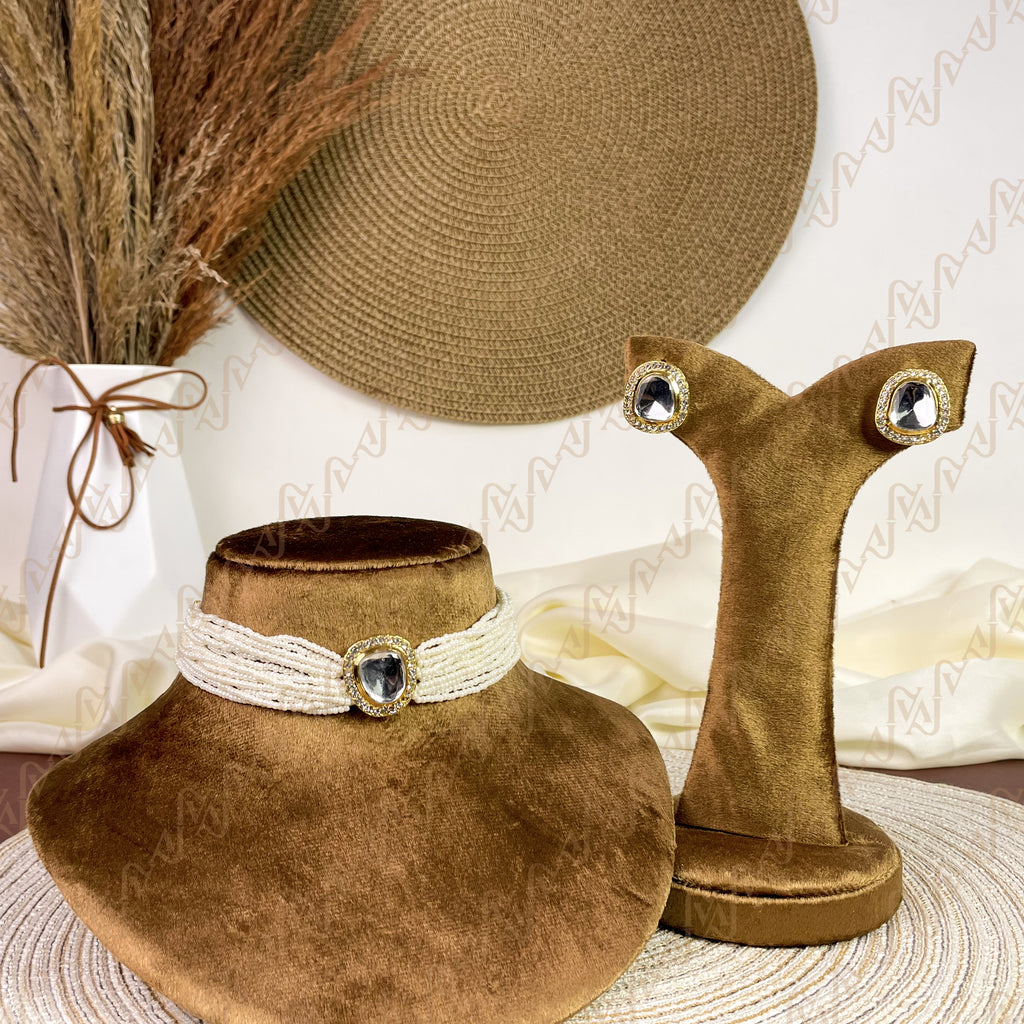 Spark Pearl Kundan Choker