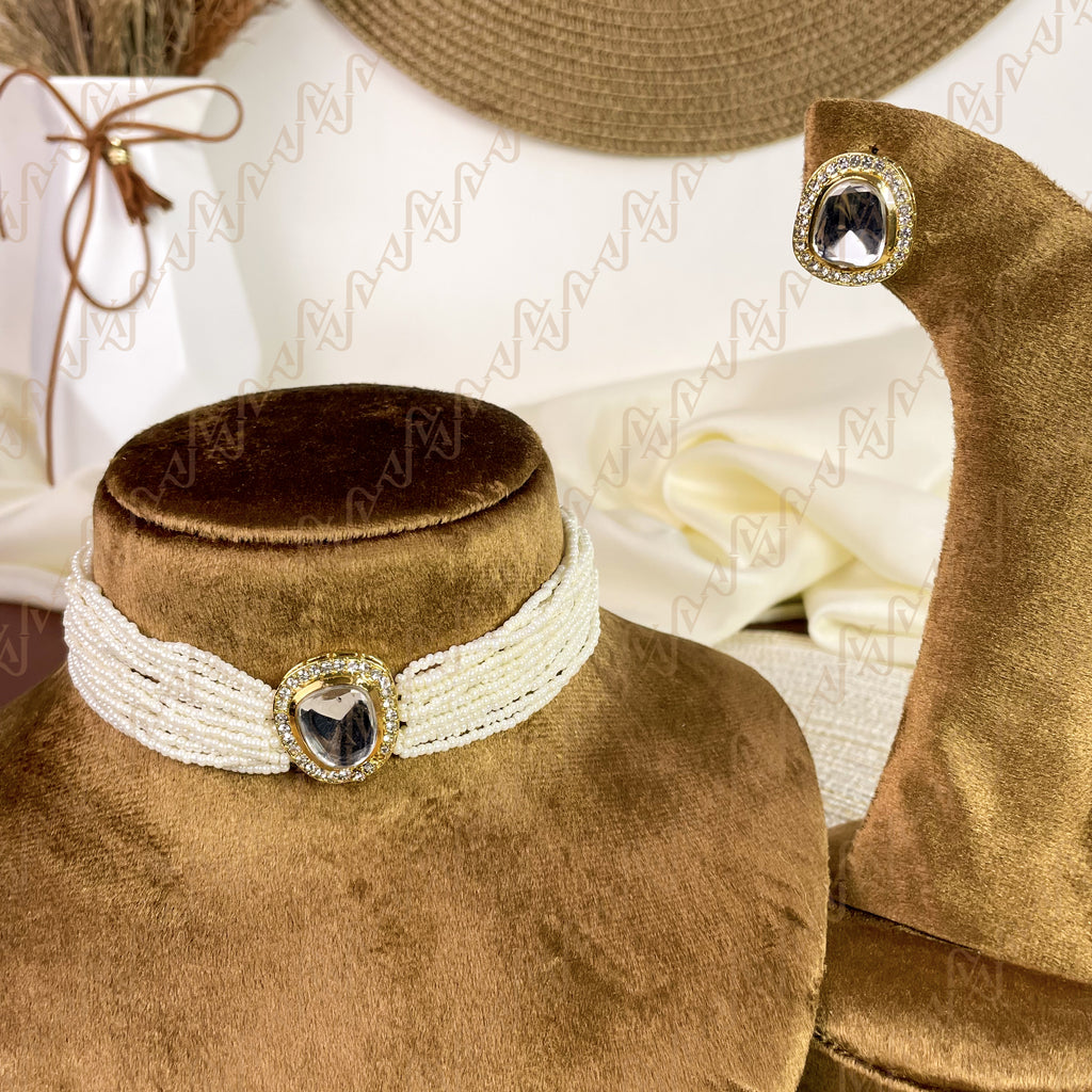 Spark Pearl Kundan Choker