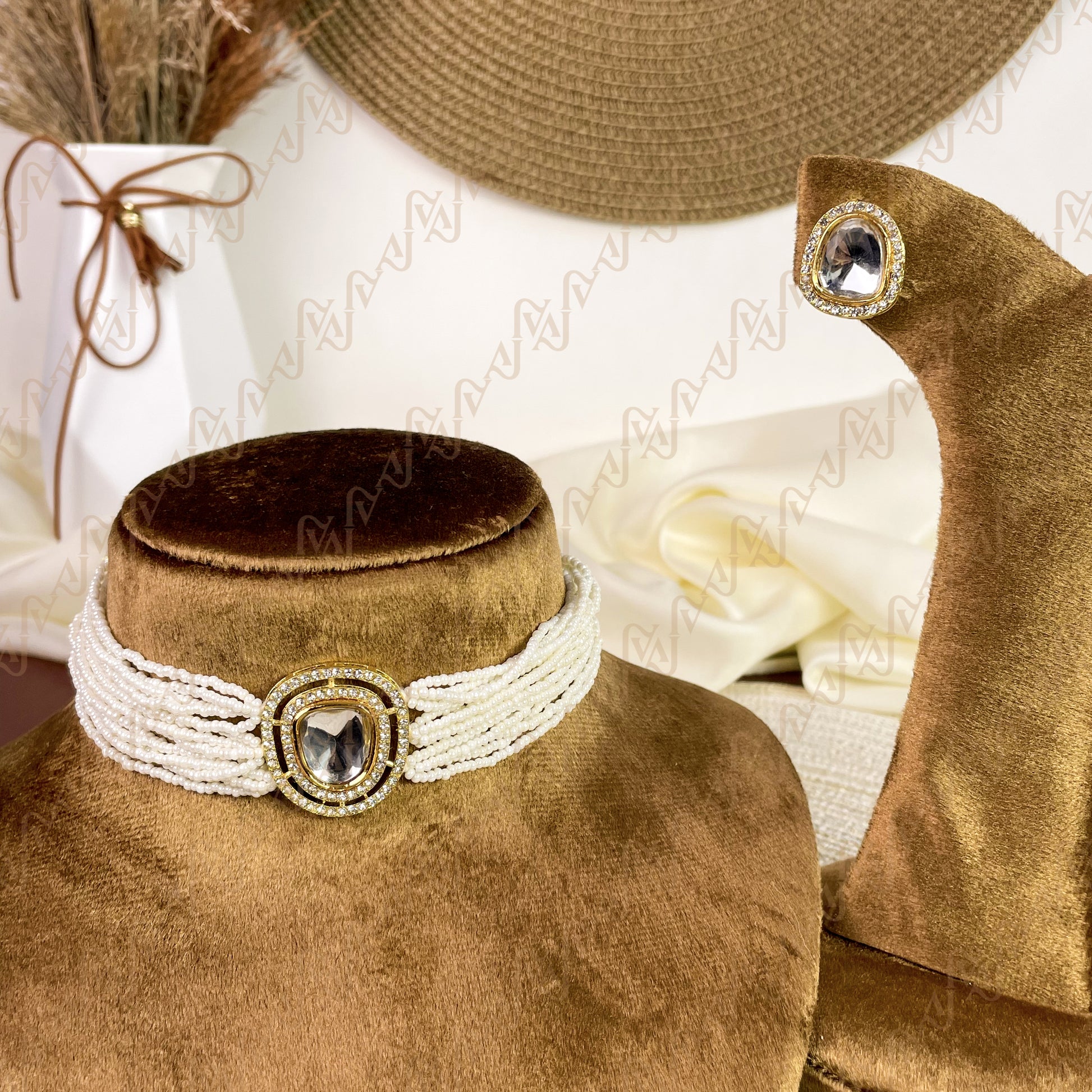 Crystal Pearl Kundan Choker