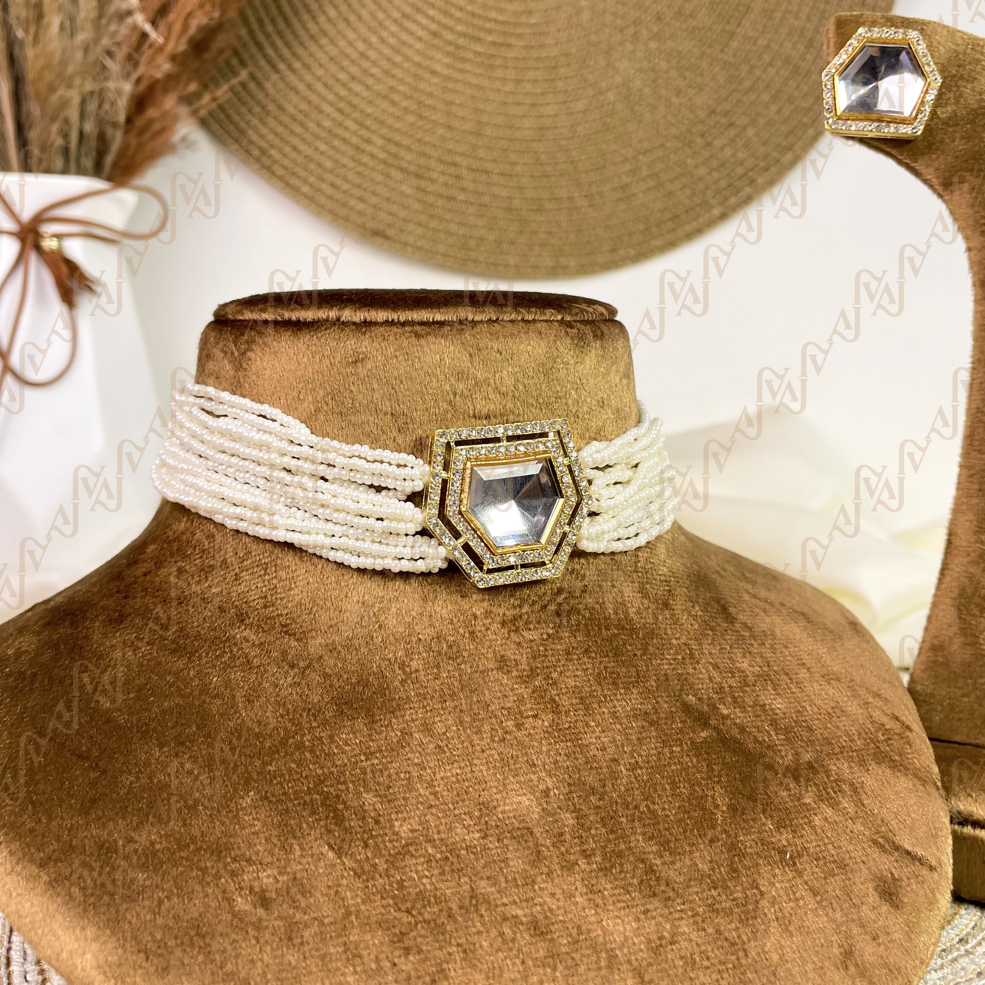 Prestige Pearl Kundan Choker