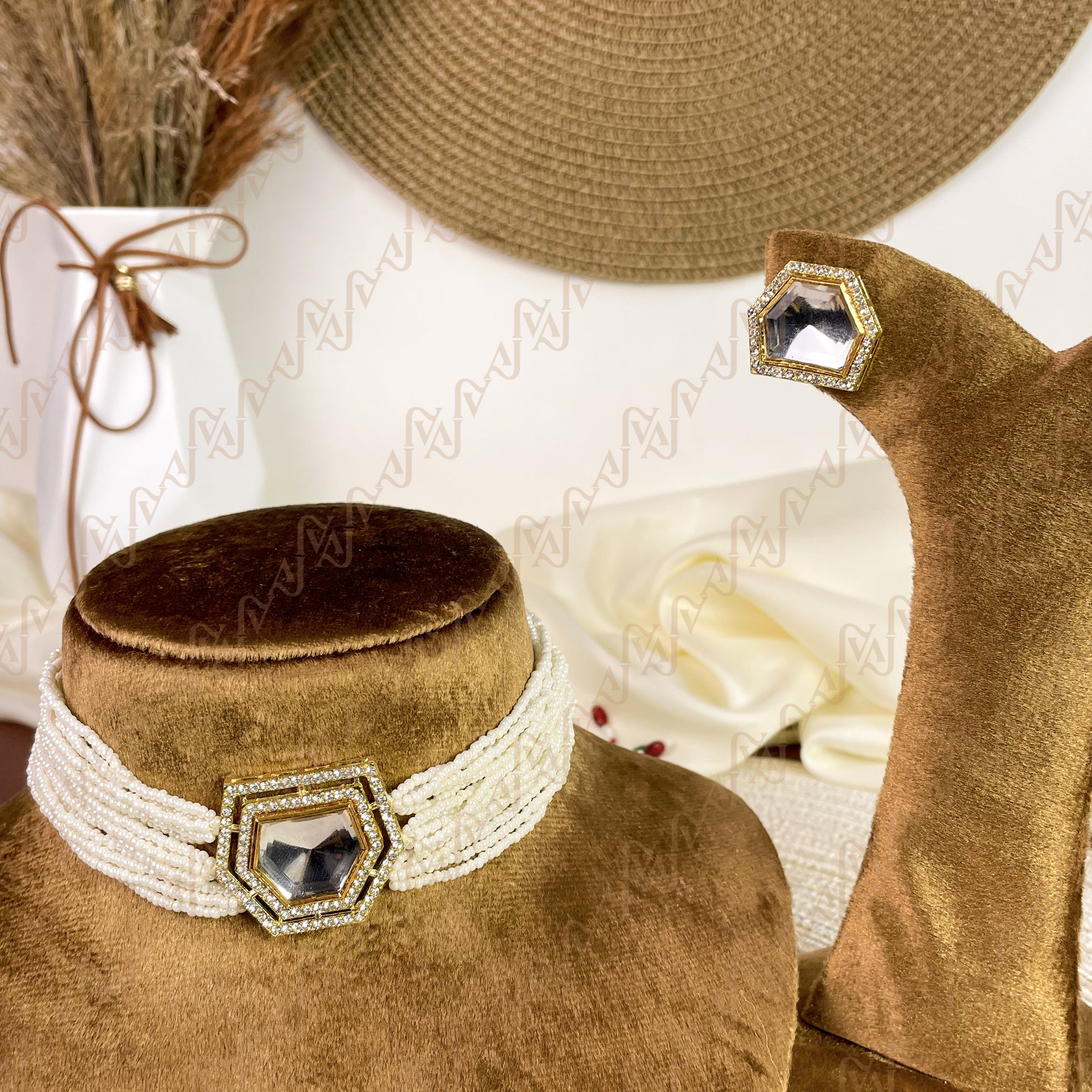 Prestige Pearl Kundan Choker