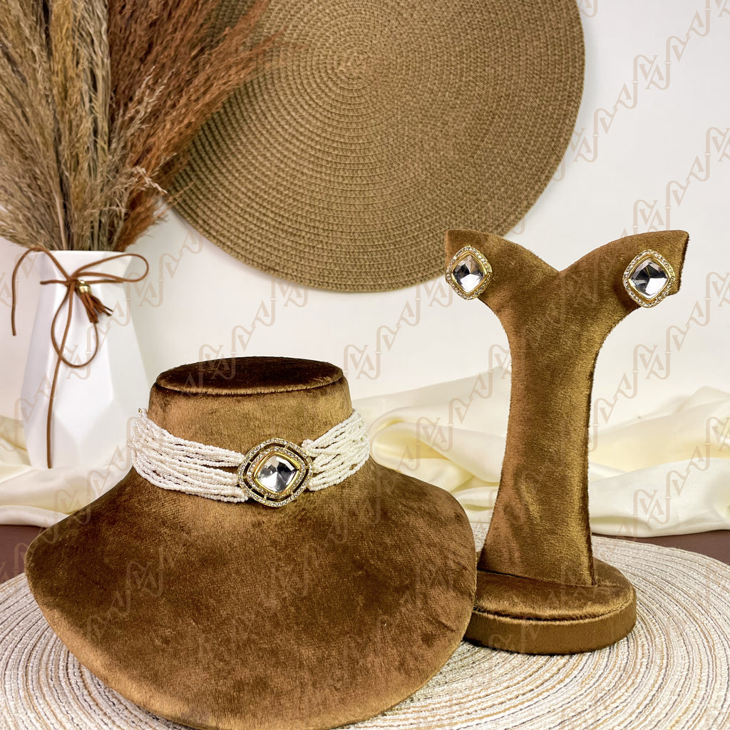 Grand Pearl Kundan Choker