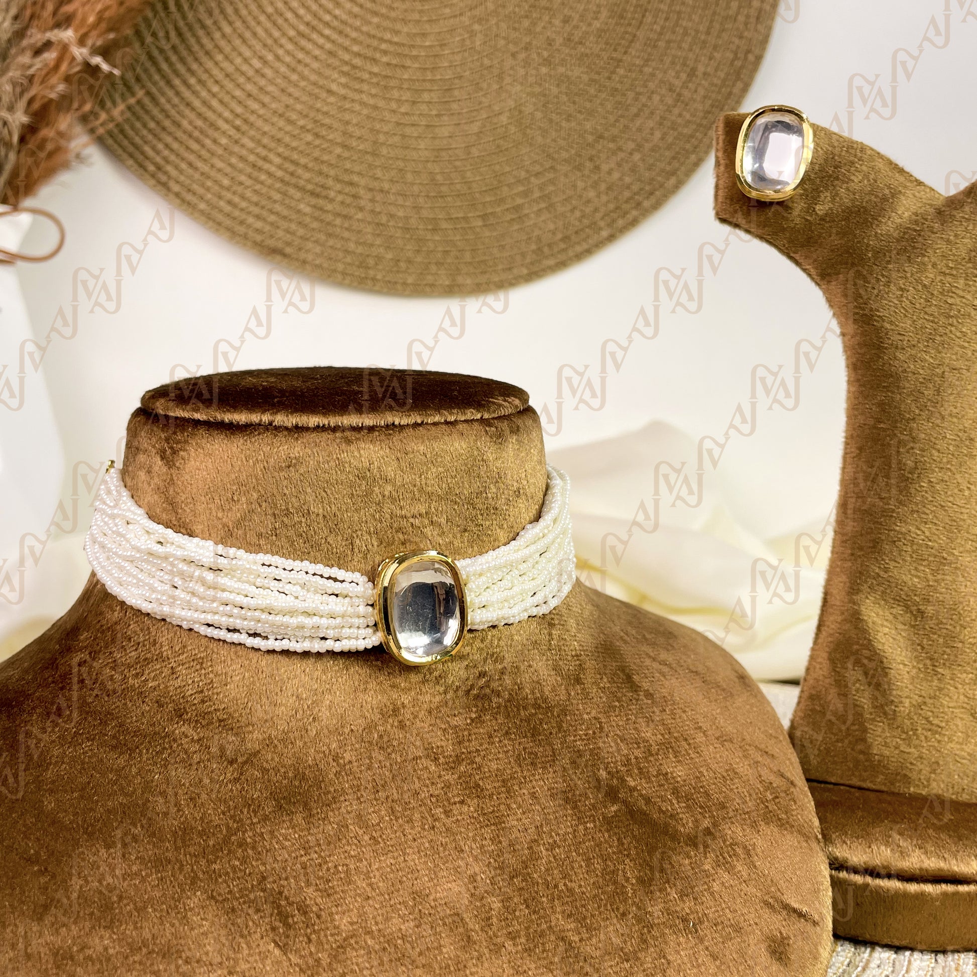 Elegant Pearl Kundan Choker