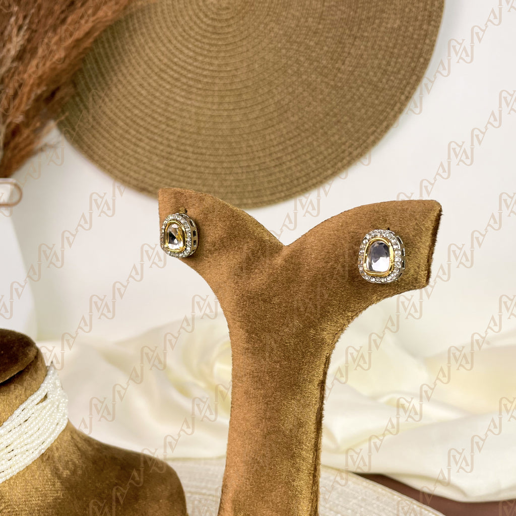 Elite Pearl Kundan Choker