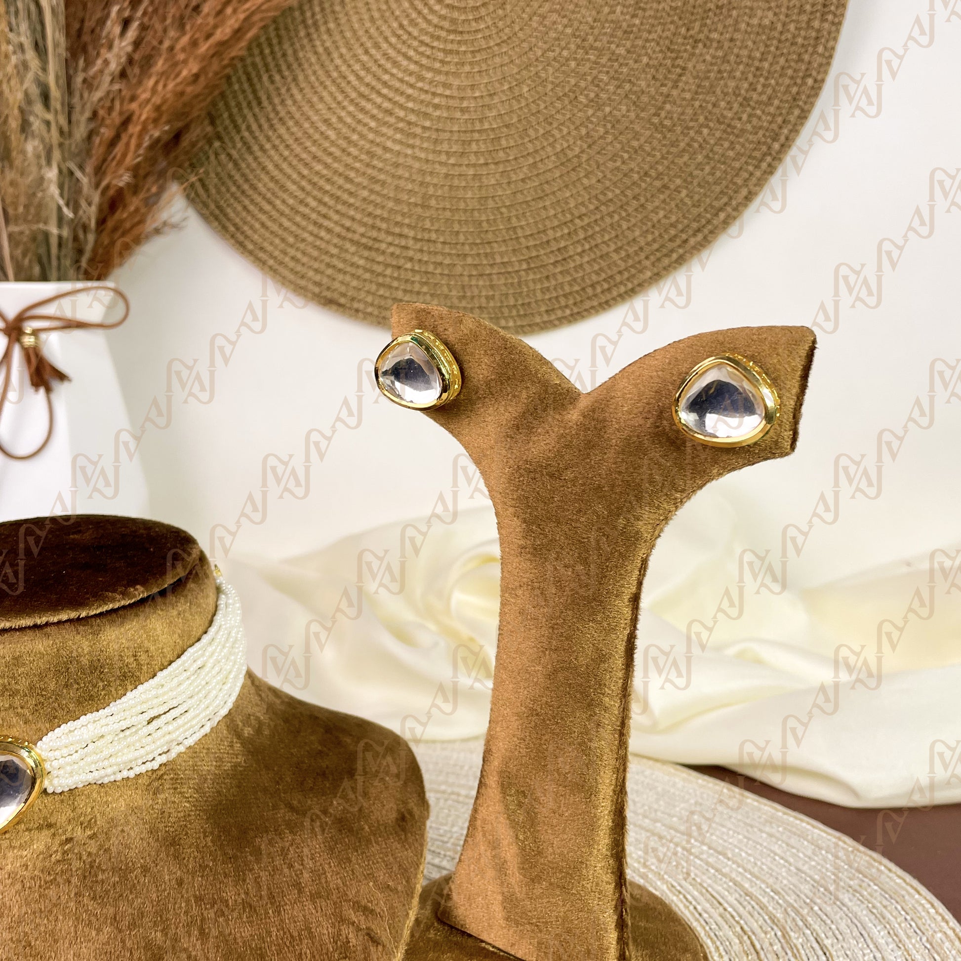 Supreme Pearl Kundan Choker