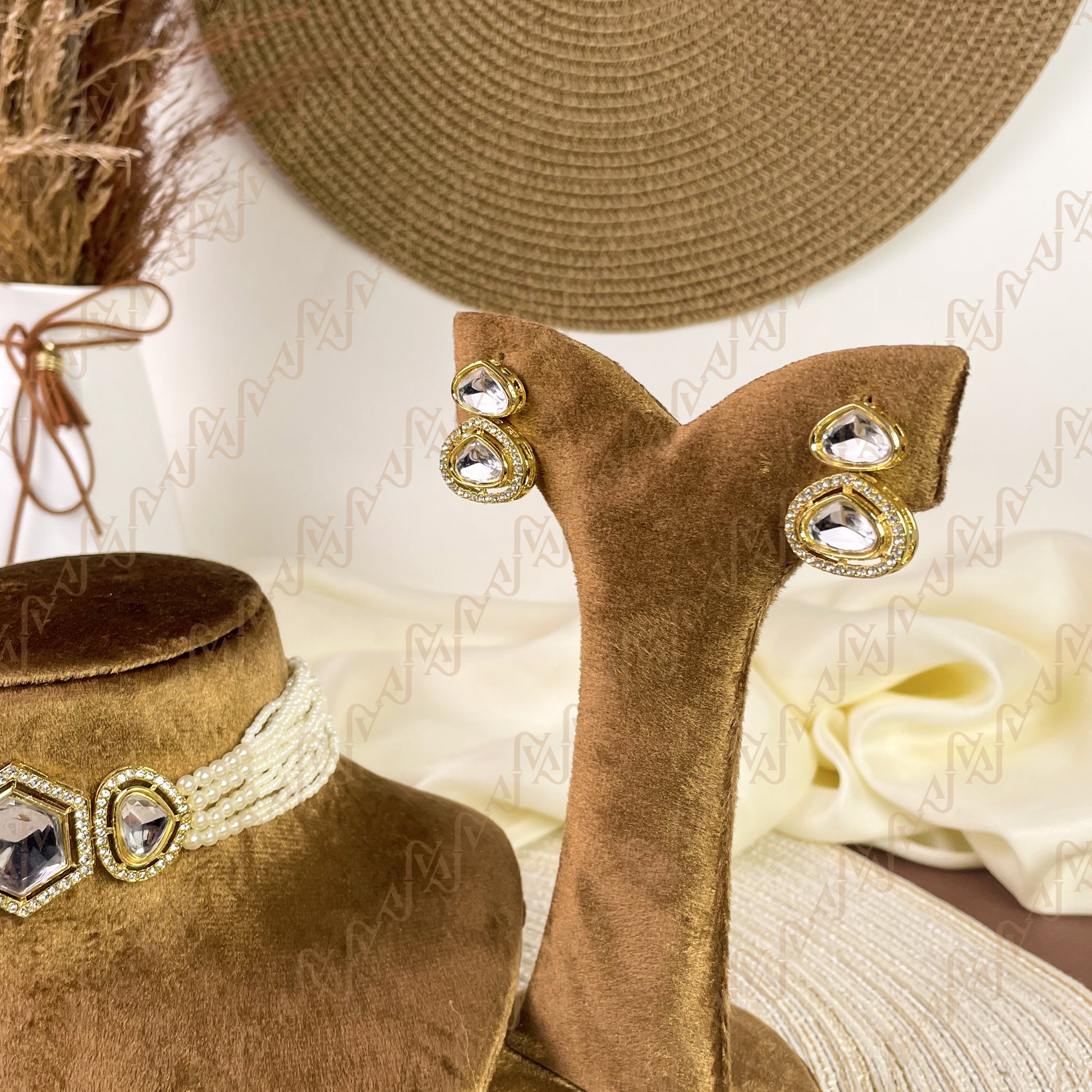 Empress Shine Kundan Choker