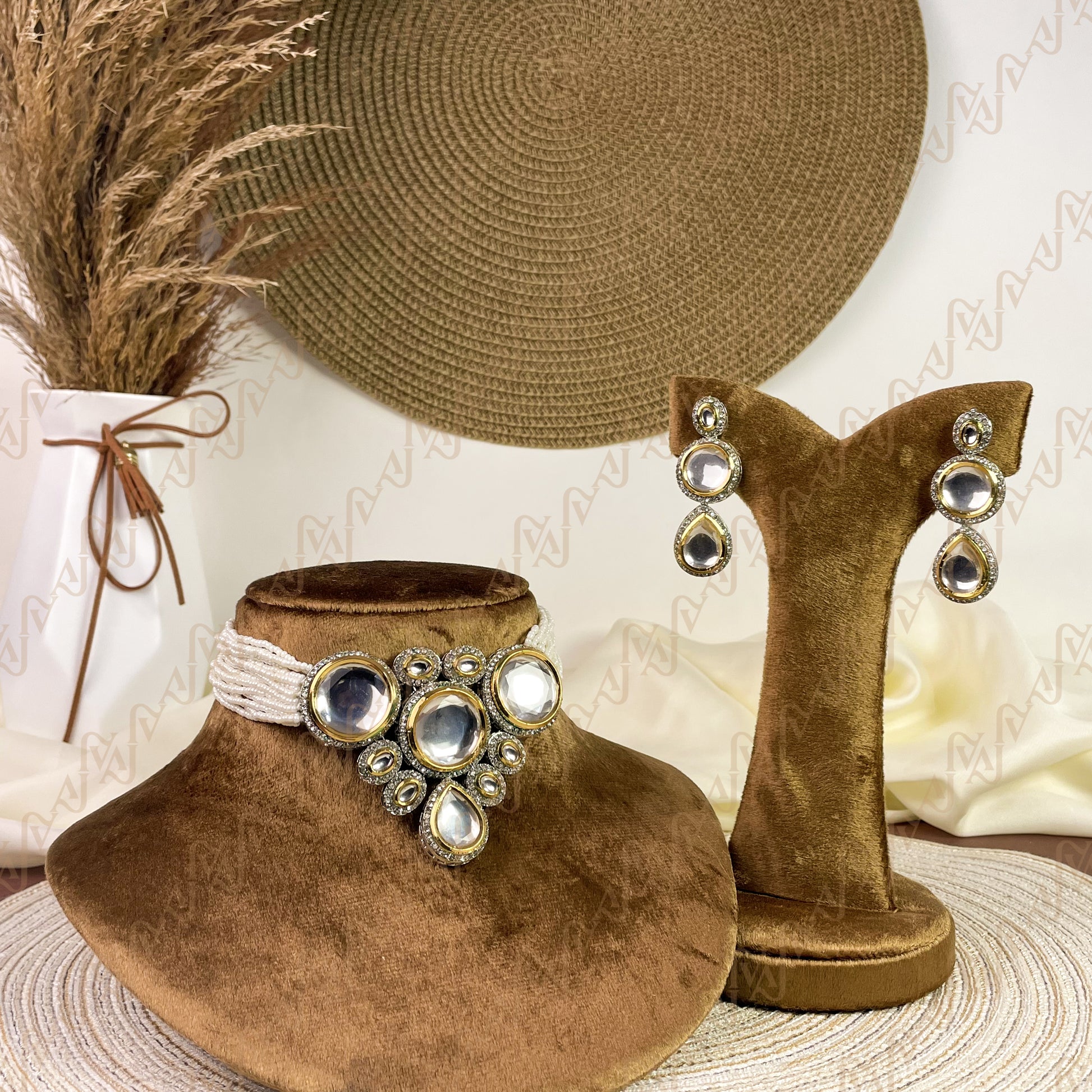 Aurora Drop Kundan Choker