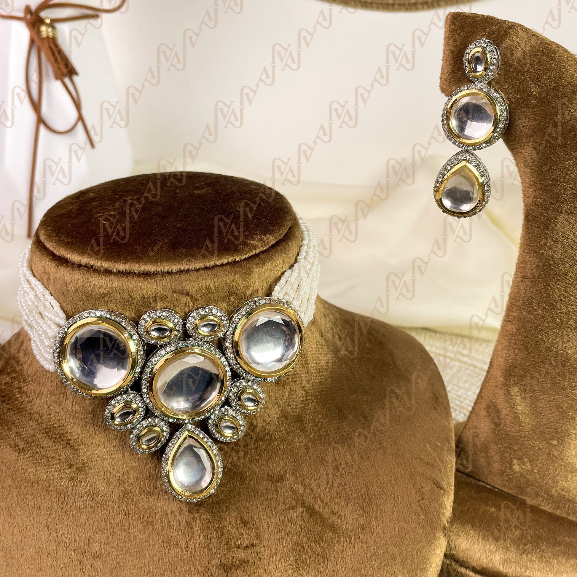 Aurora Drop Kundan Choker