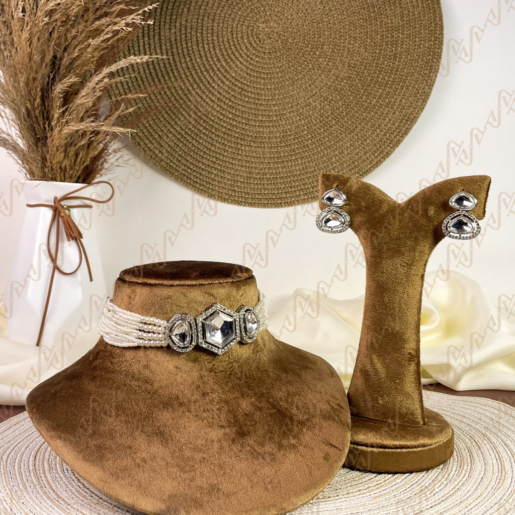 Starlight Grace Kundan Choker