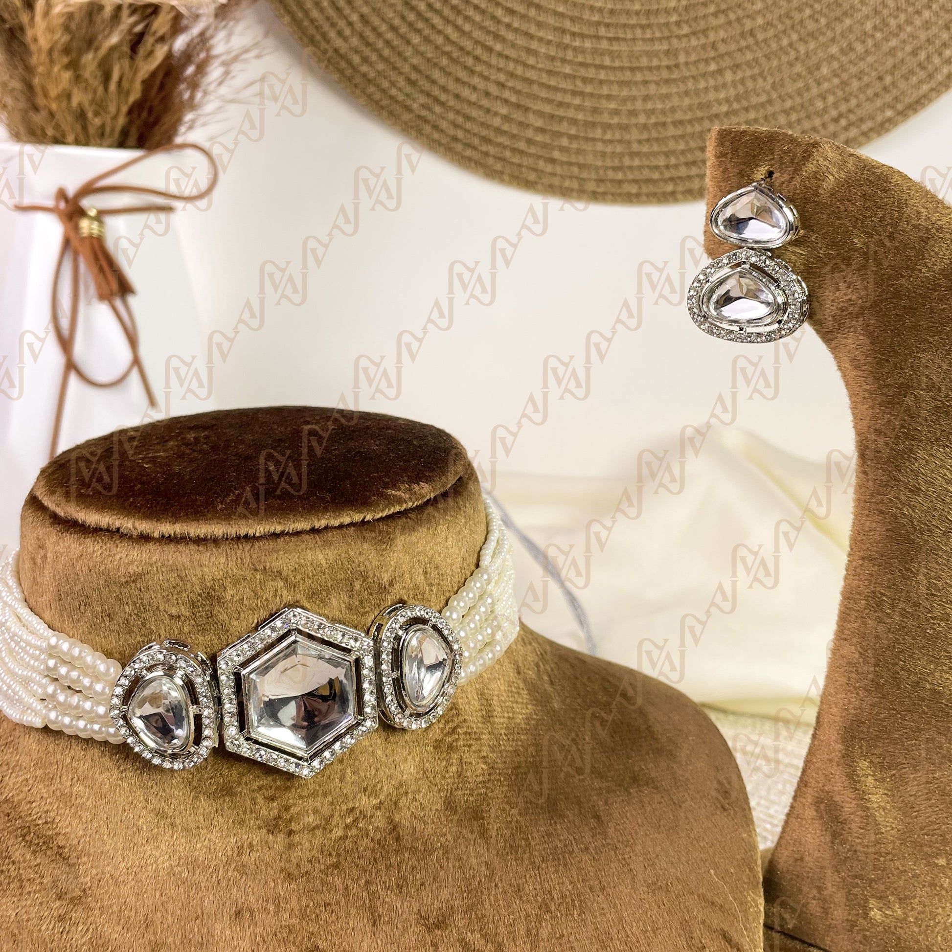 Starlight Grace Kundan Choker