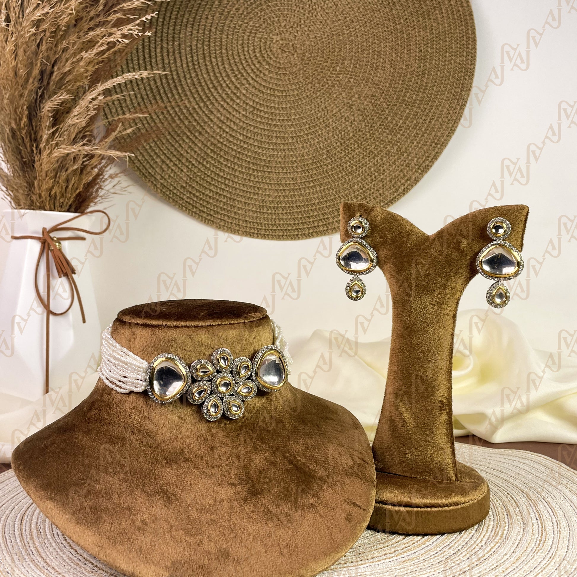 Floral Style Kundan Choker