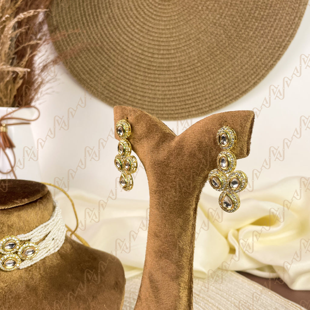 Jewel Crest Kundan Choker