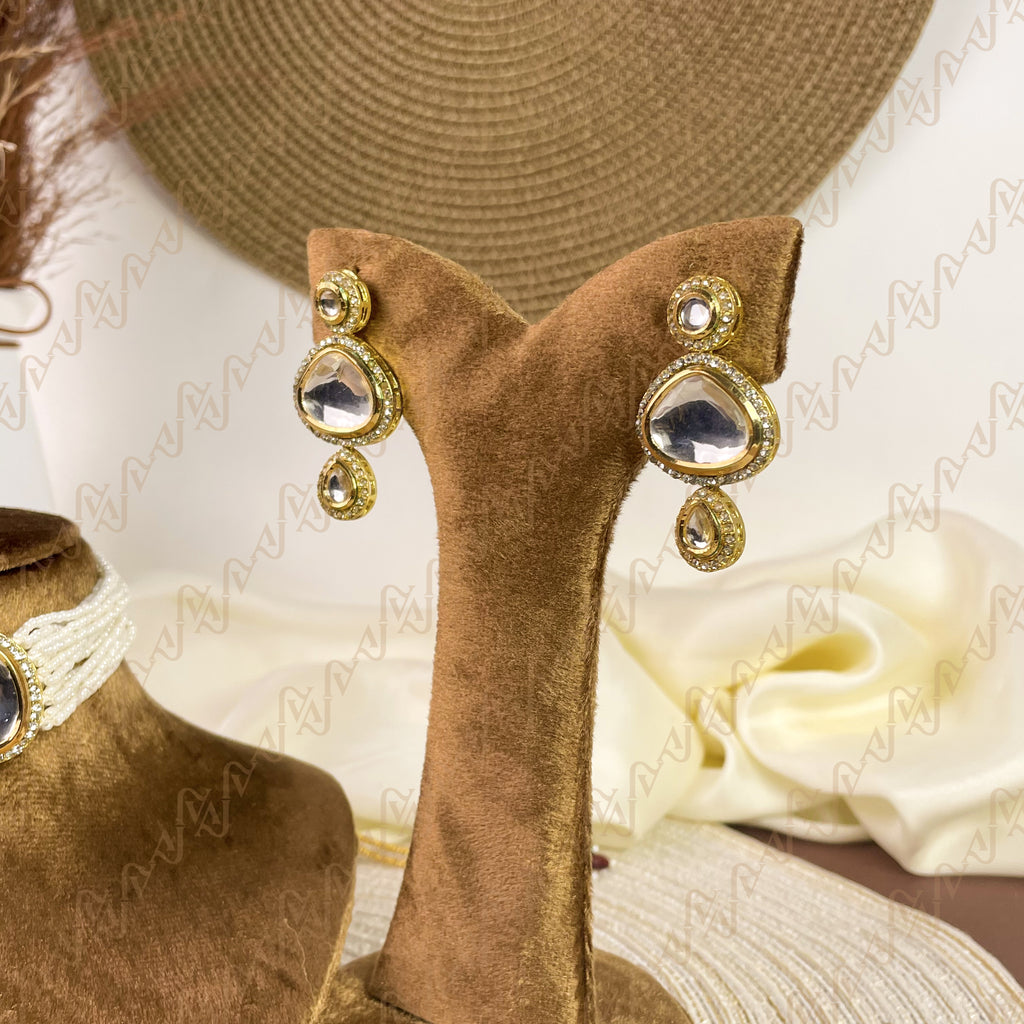 Floral Grace Kundan Choker