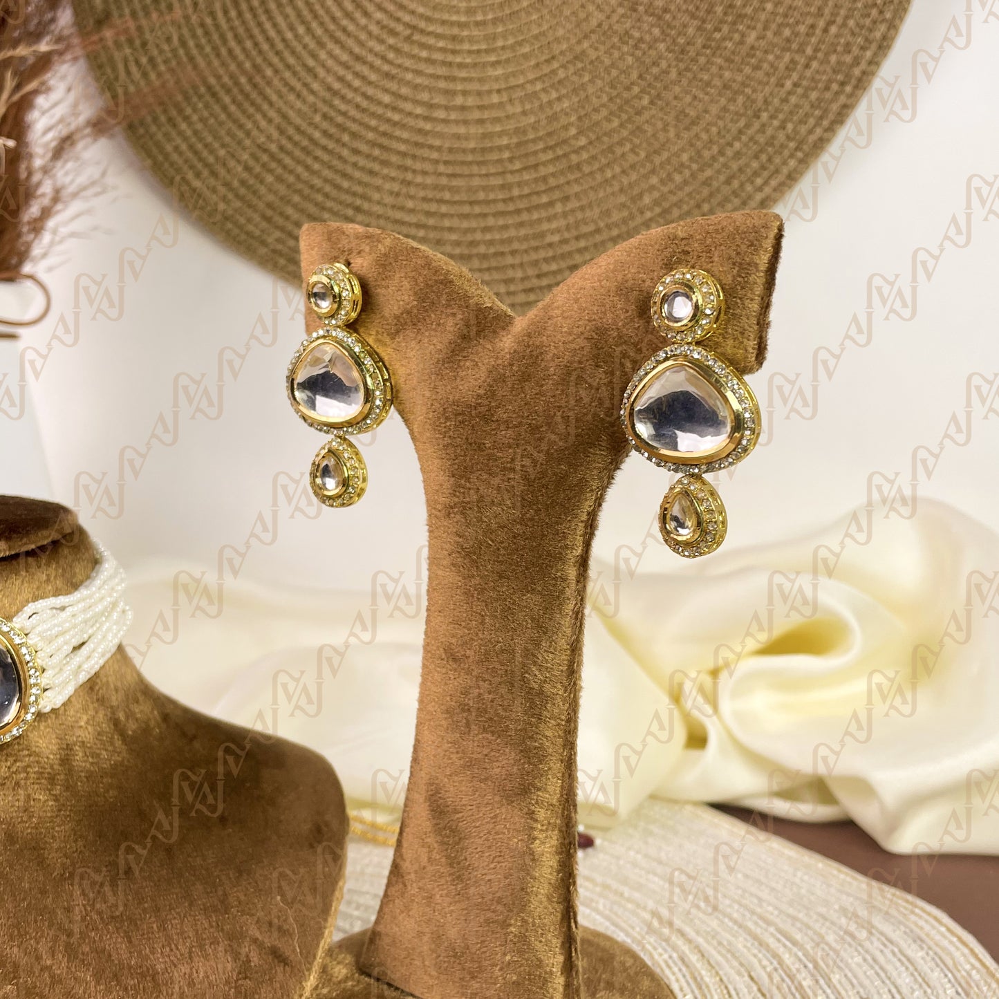 Floral Grace Kundan Choker