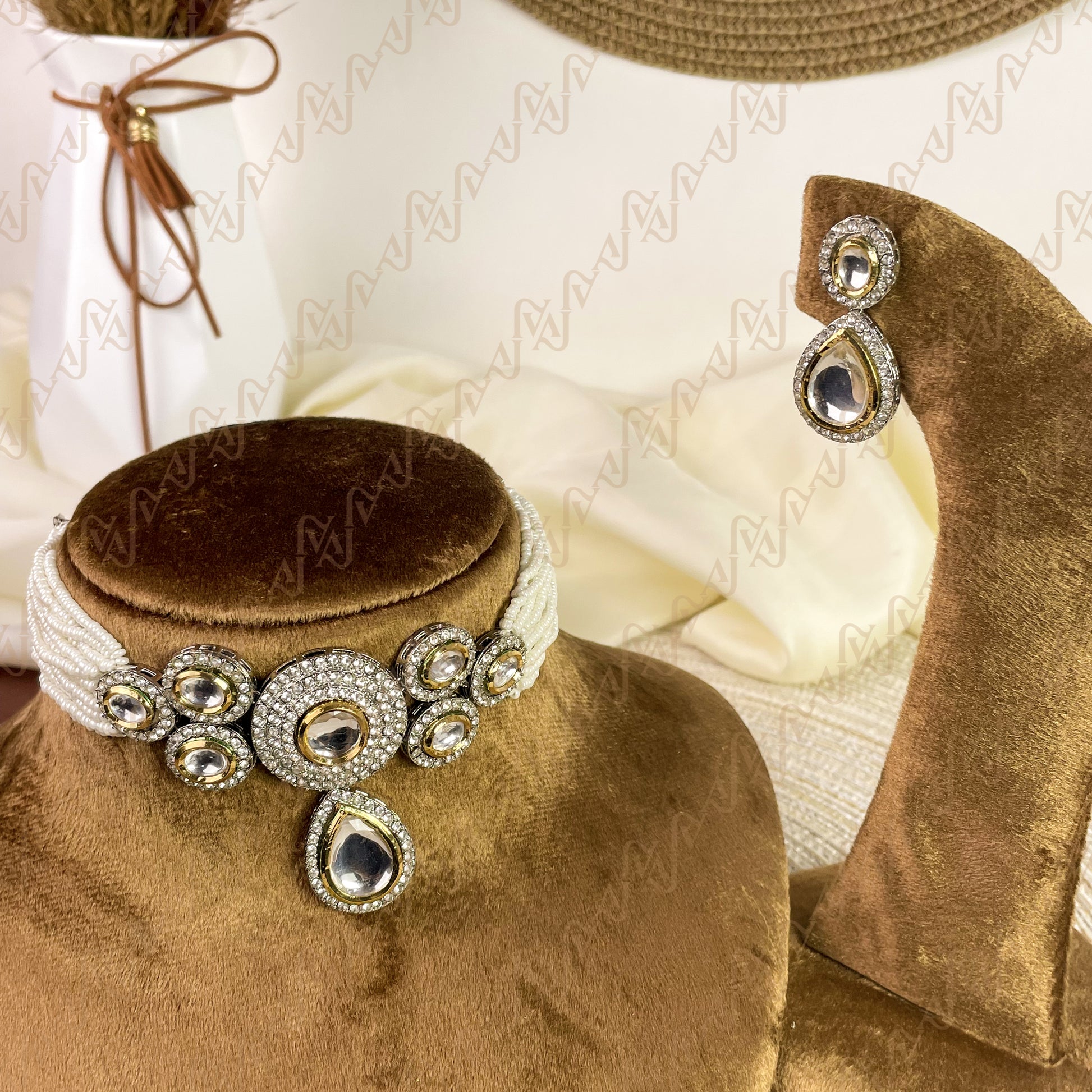 Mirror Bloom Kundan Choker