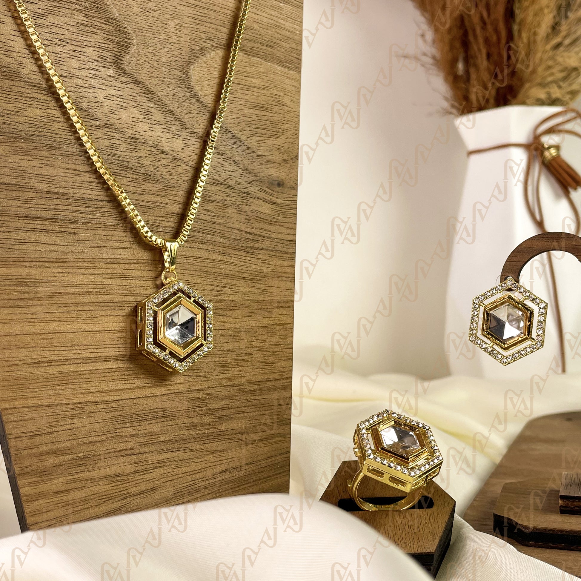 Diamond Gleam Kundan Combo Set