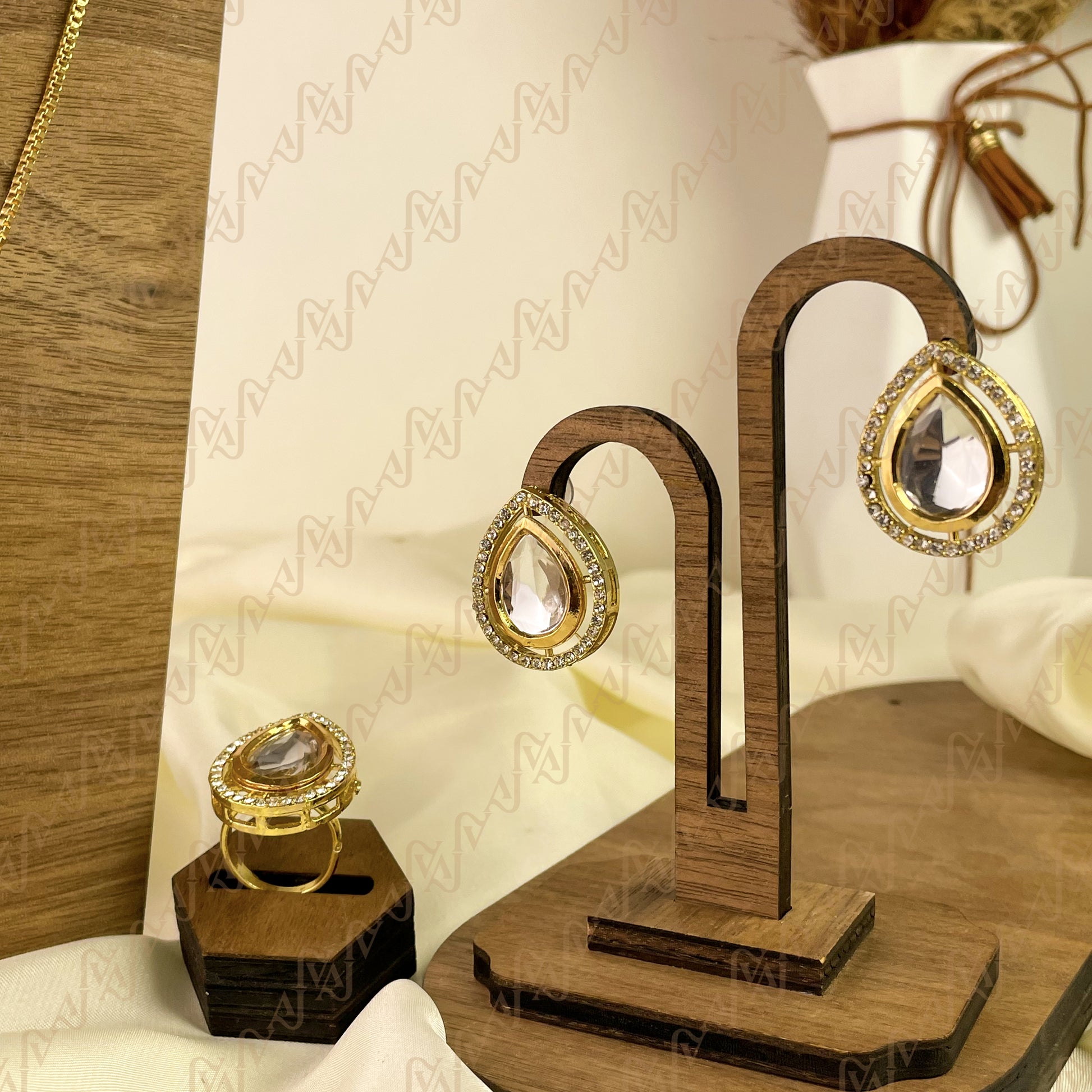 Regal Shine Kundan Combo Set